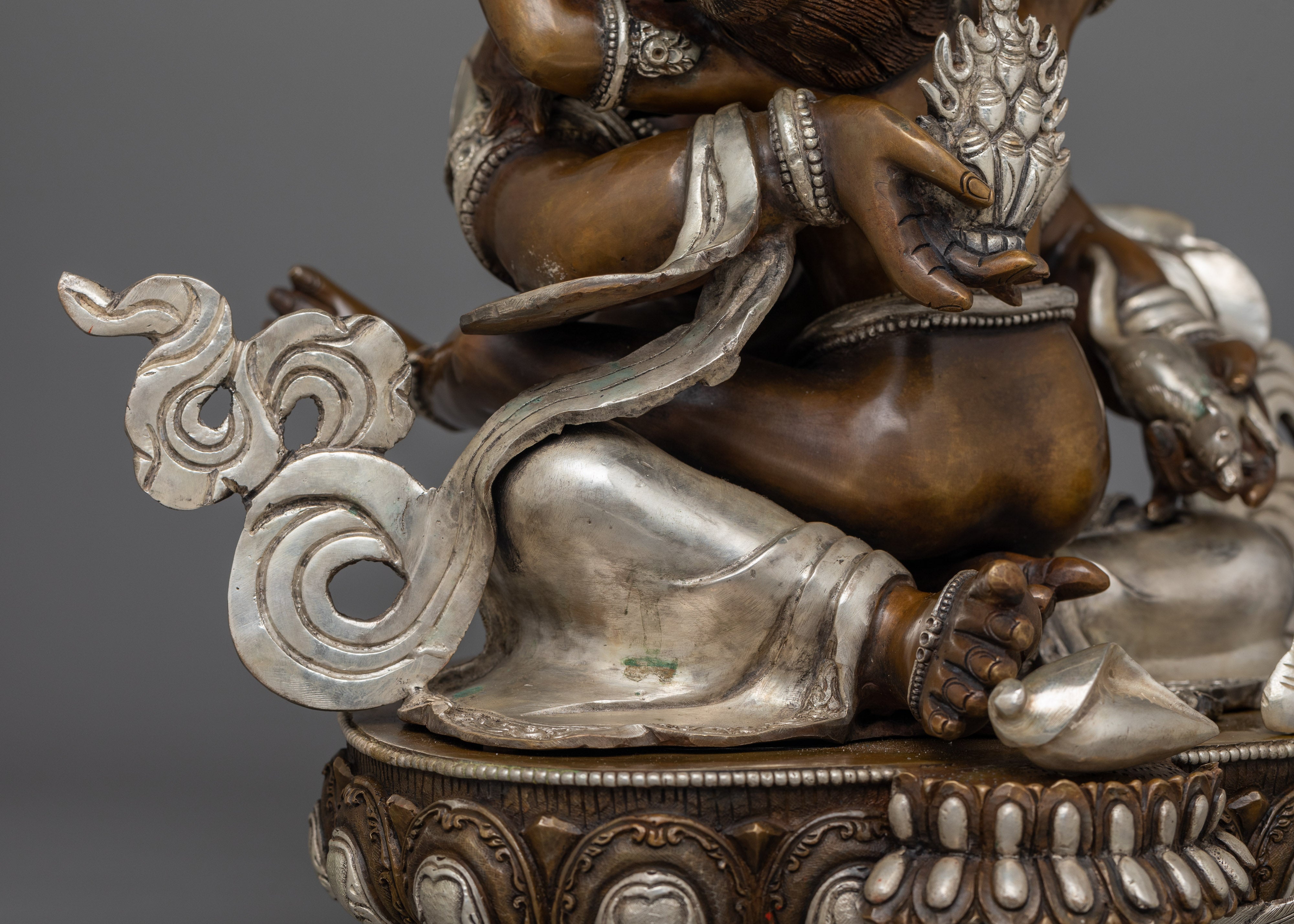 Red Dzambhala with Consort Vasudhara Statue | Handcrafted Oxidized Copper