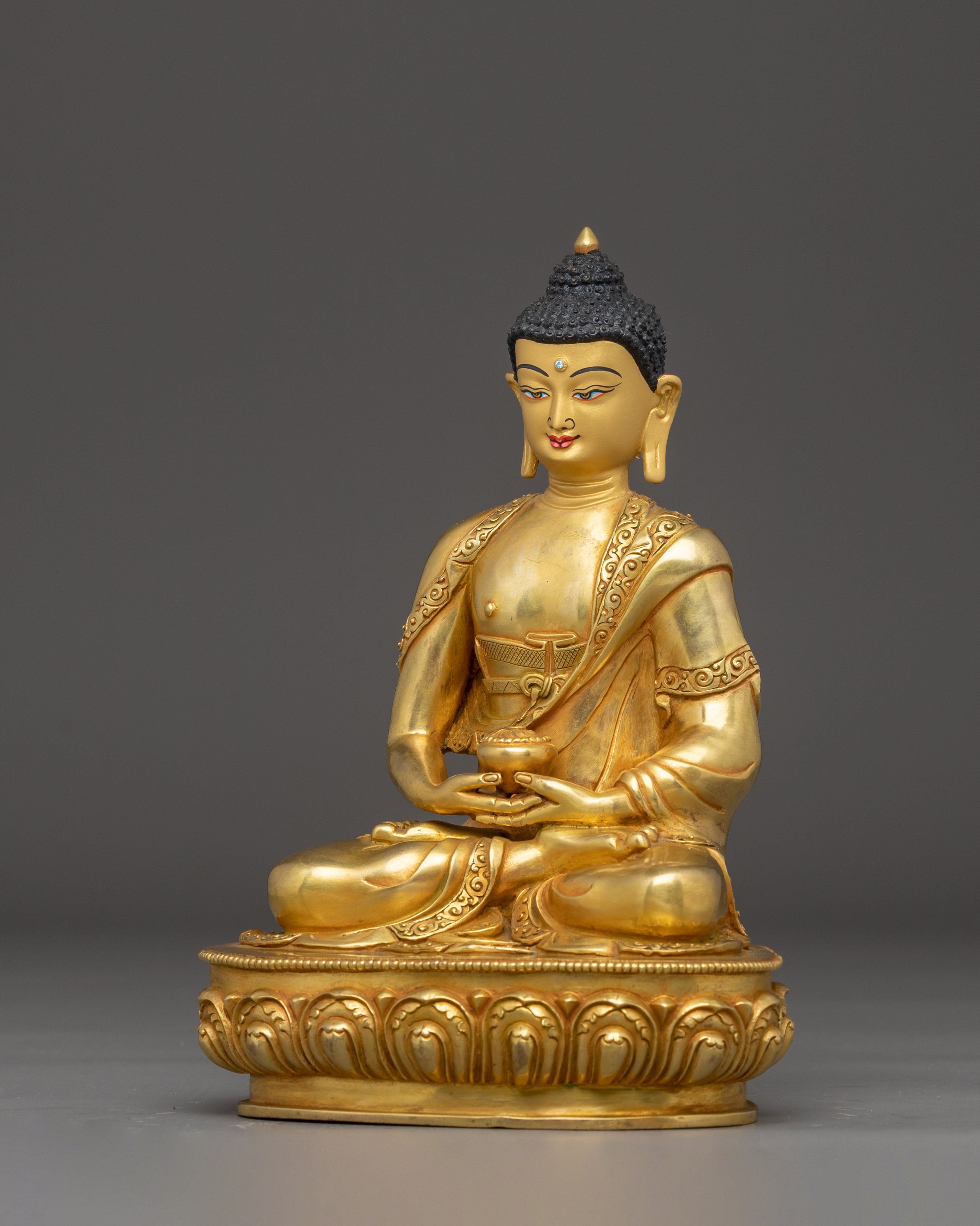 Peaceful Statue of Buddha Amitabha | Buddha of Infinite Light