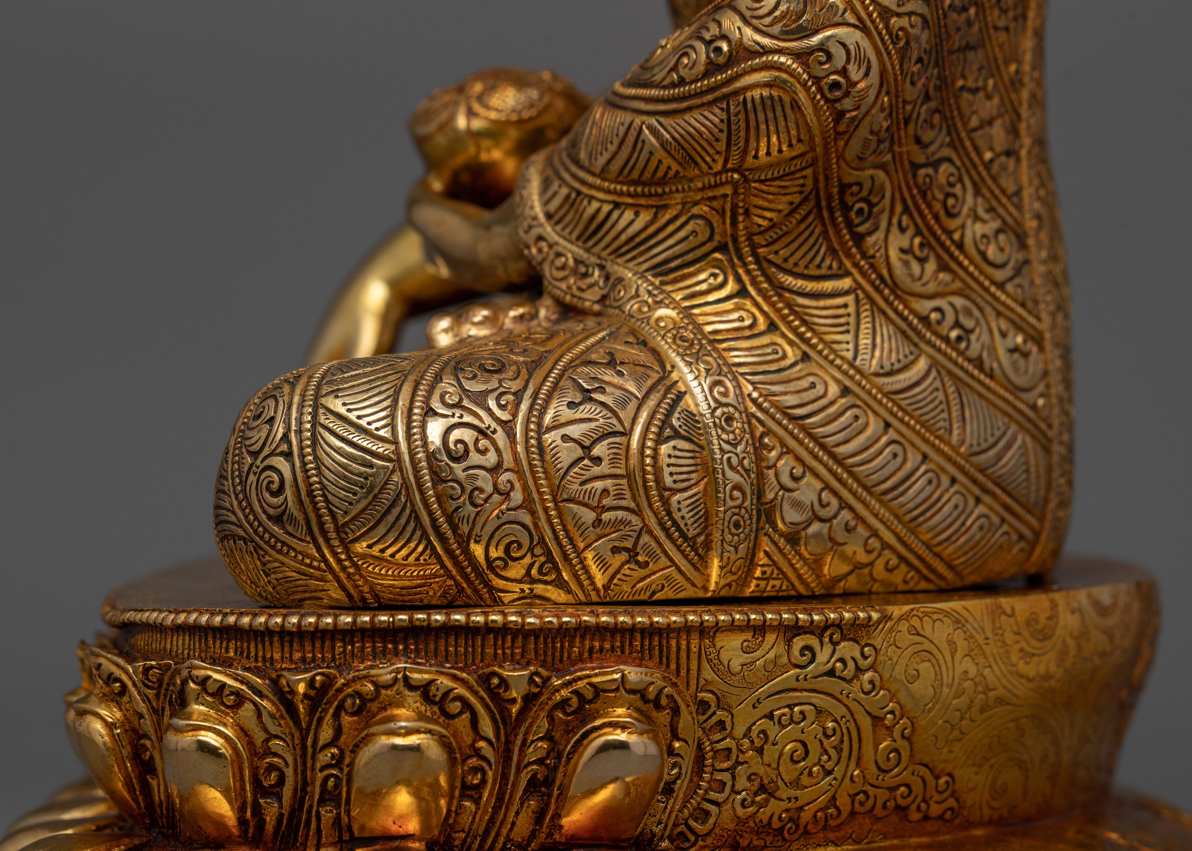 Siddhartha Gautama Buddha Statue | Beautifully Crafted Icon of Peace and Serenity