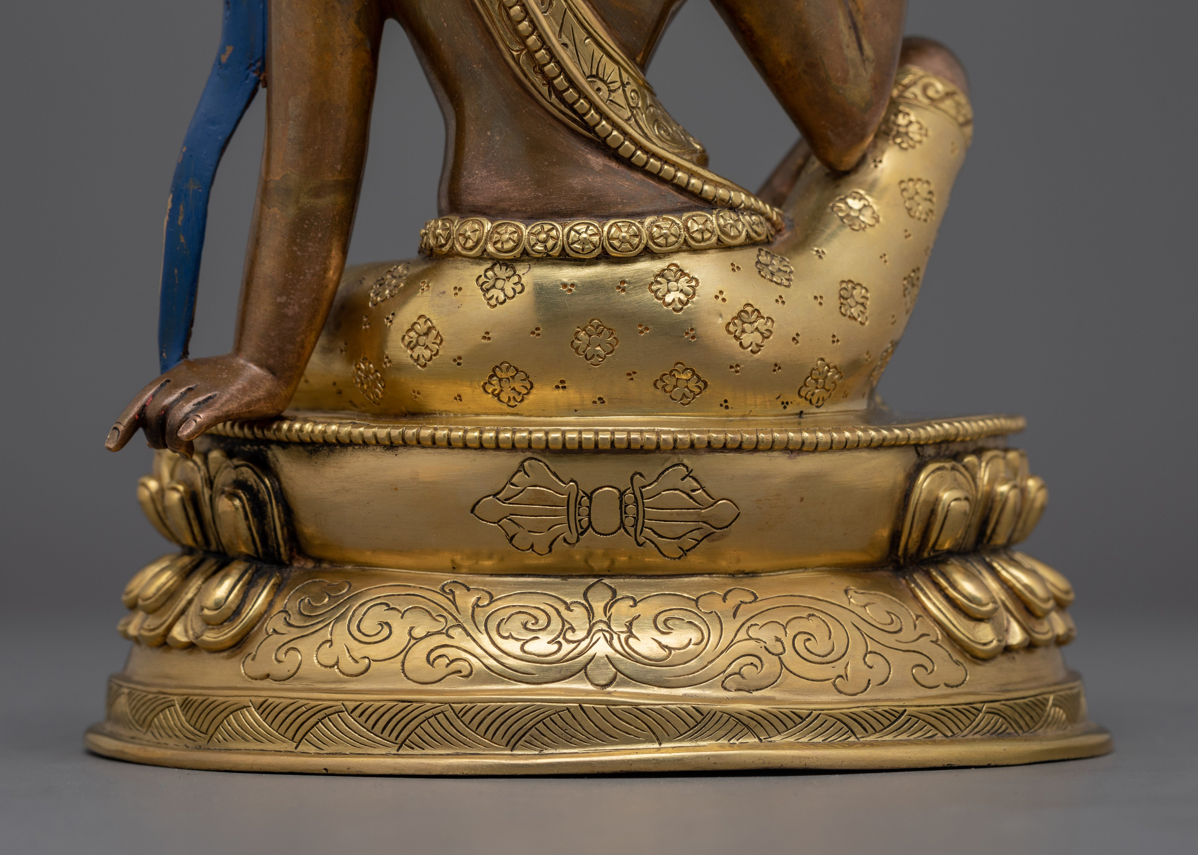 Dharma Protector Vajrapani Statue | Spiritual Sculpture for Decor