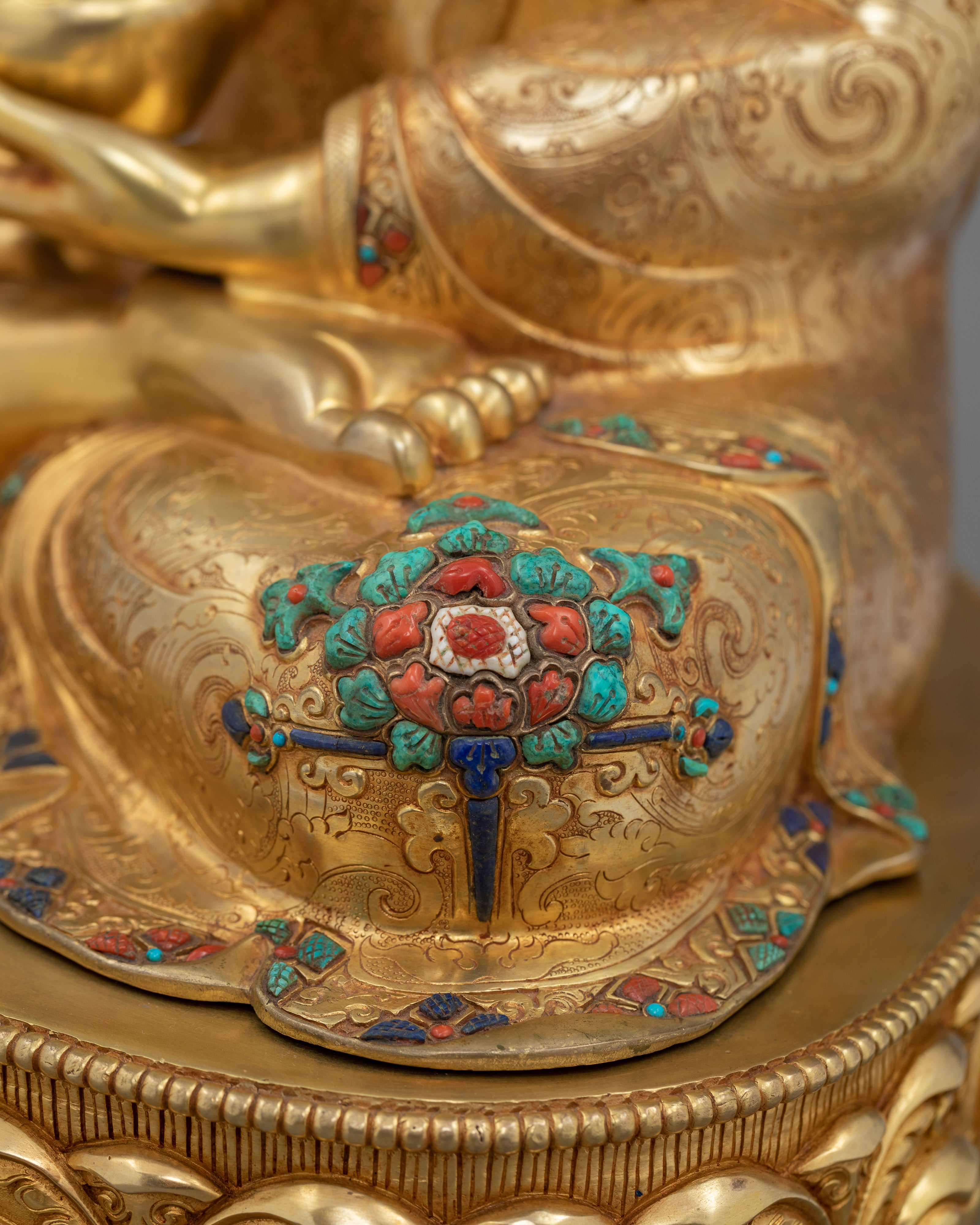 Shakyamuni Buddha with Ananda and Kashyapa | Symbol of Teaching and Compassion