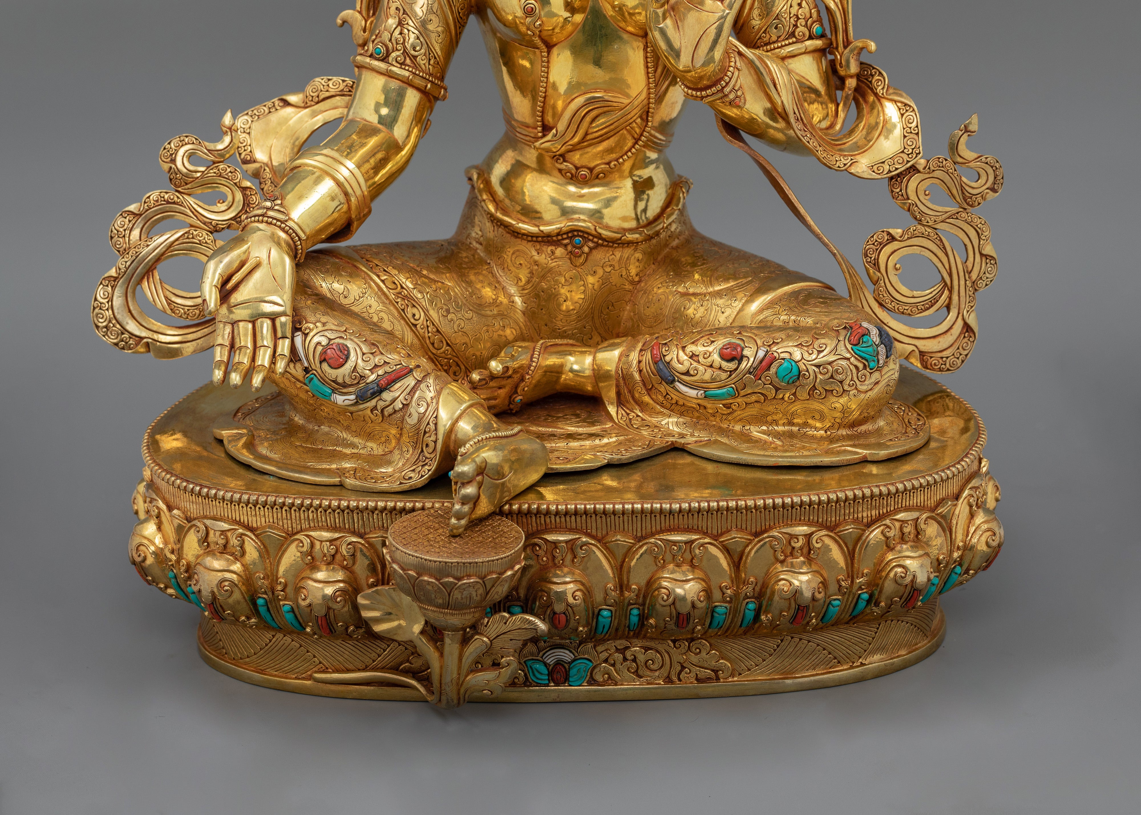 Enlightened Female Buddha Sculpture | 24K Gold Gilded Statue
