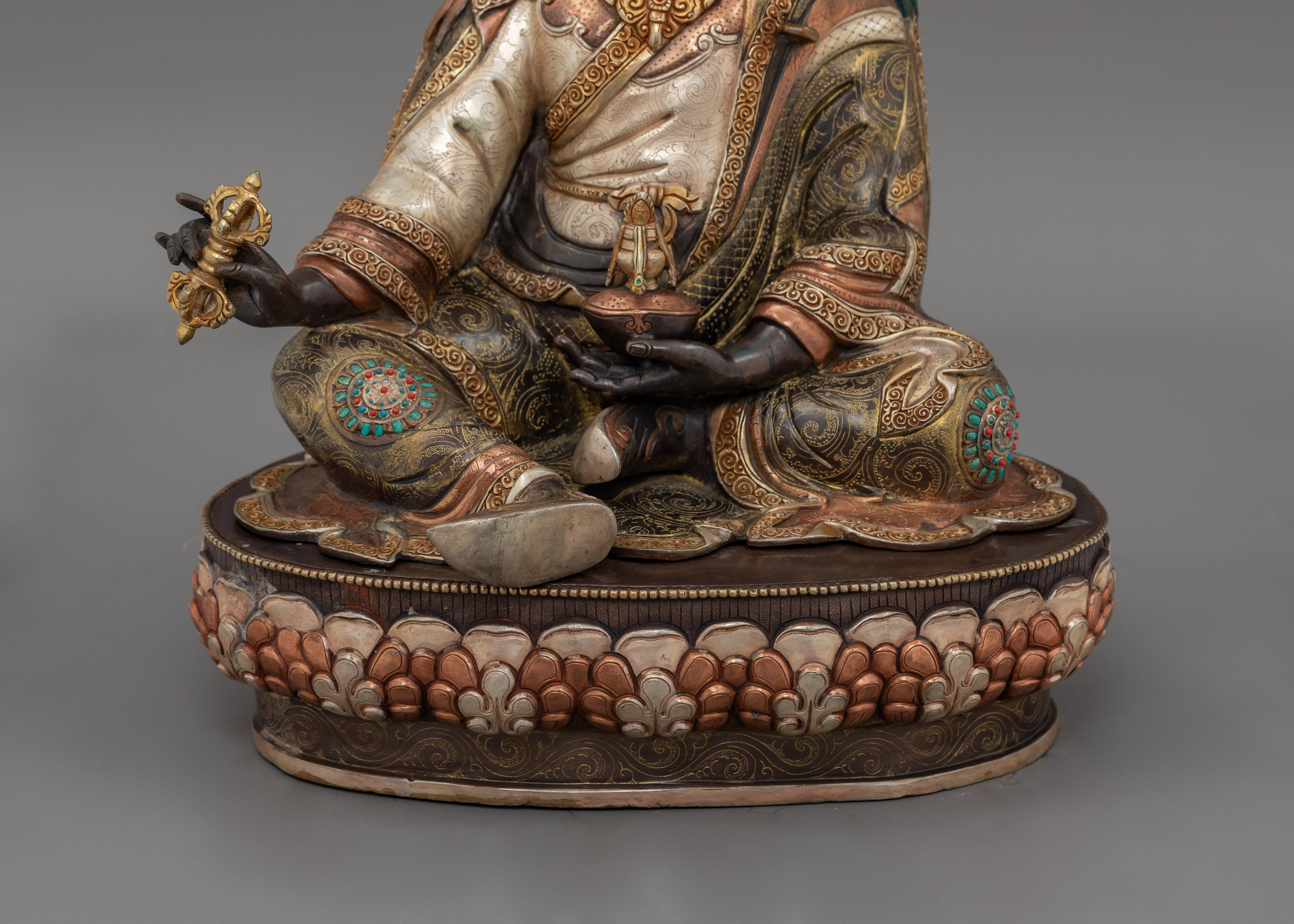 Guardian of Dharma Lotus-Born Guru Statue | Enlightened Guru Rinpoche