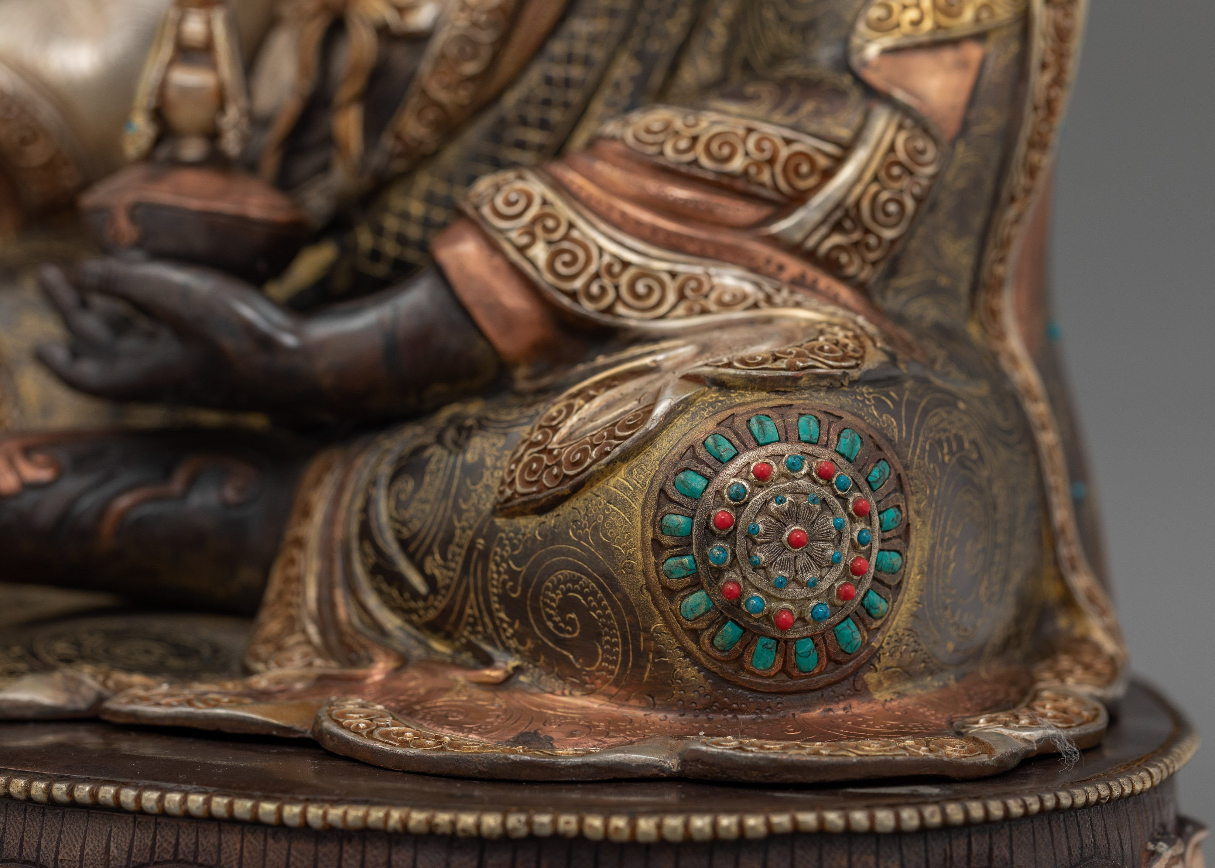 Guardian of Dharma Lotus-Born Guru Statue | Enlightened Guru Rinpoche