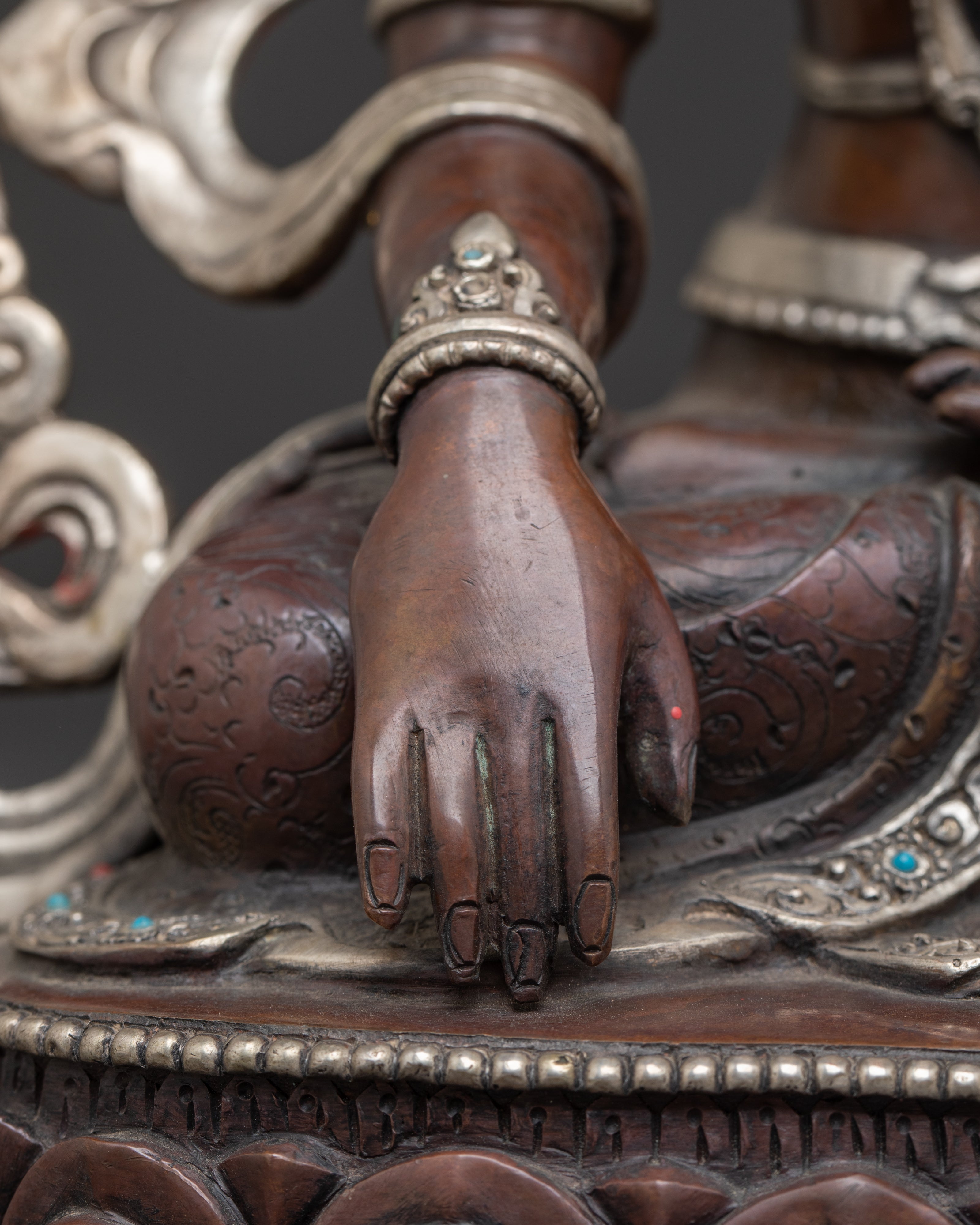 Handmade Vajrayana Deity Mitrupa Statue | The Immovable Buddha