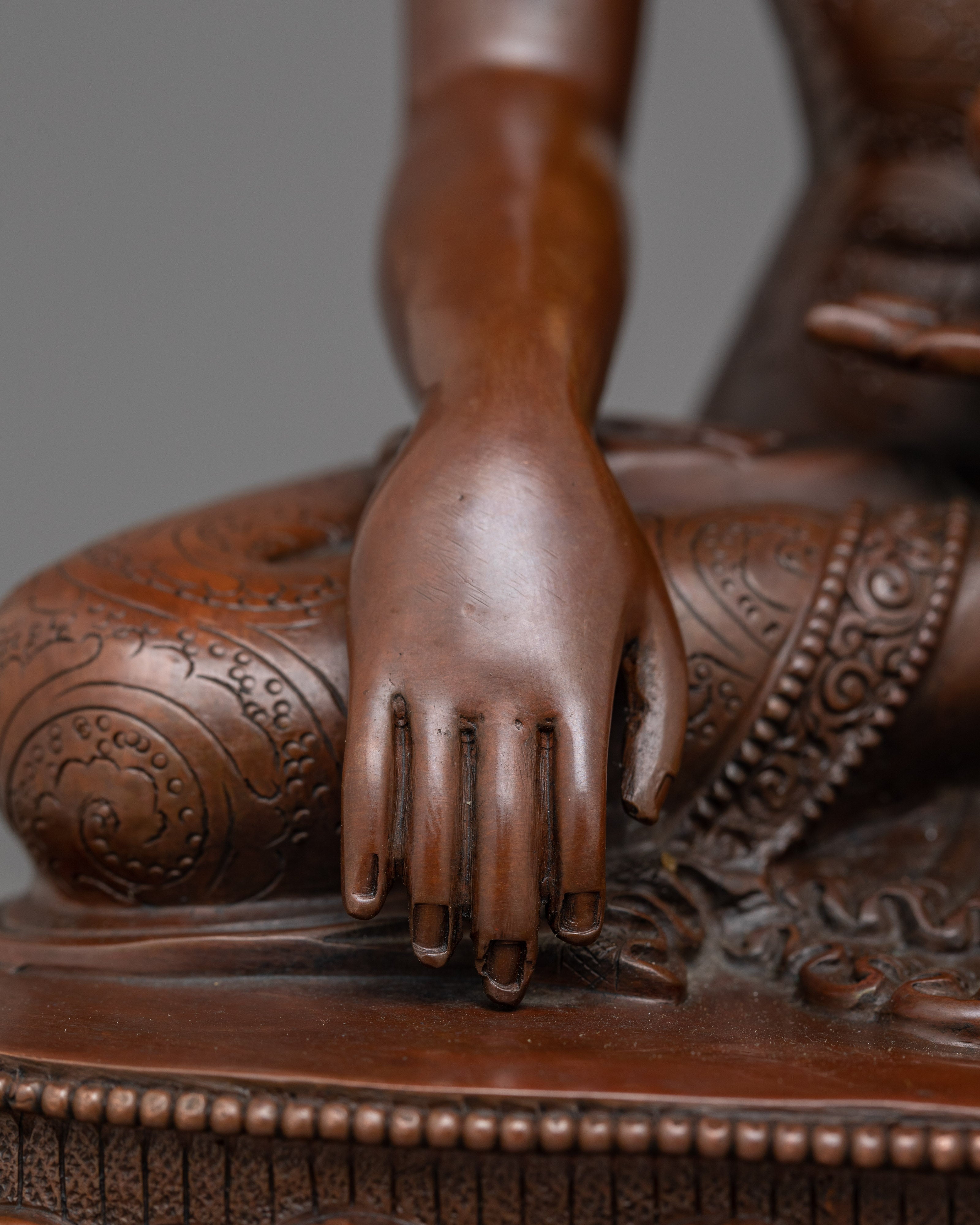 Mindful Meditation Sacred Statue of Shakyamuni Buddha | Universal Wisdom