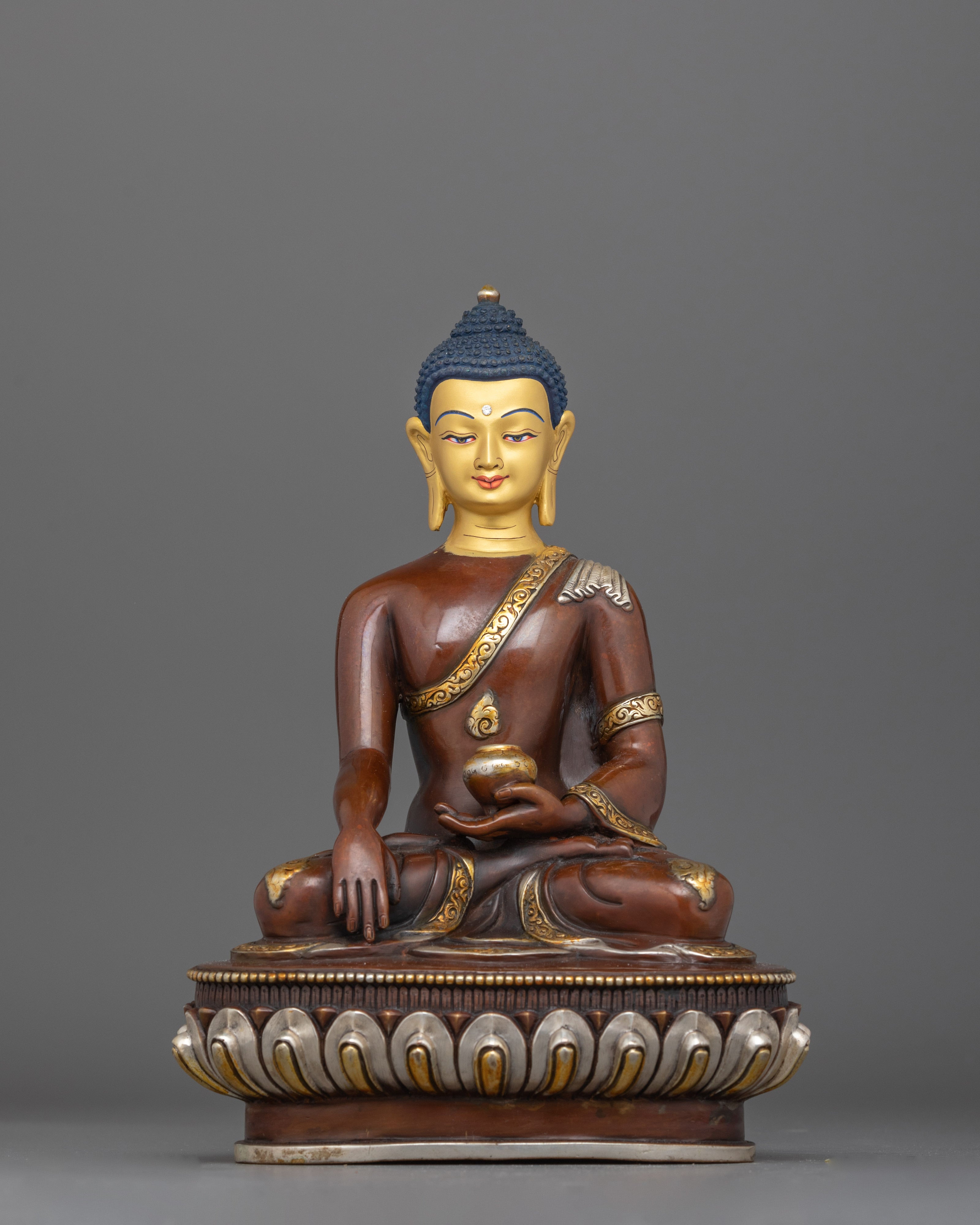 Traditional Shakyamuni Buddha Dharma Figurine | Embodiment of Enlightenment
