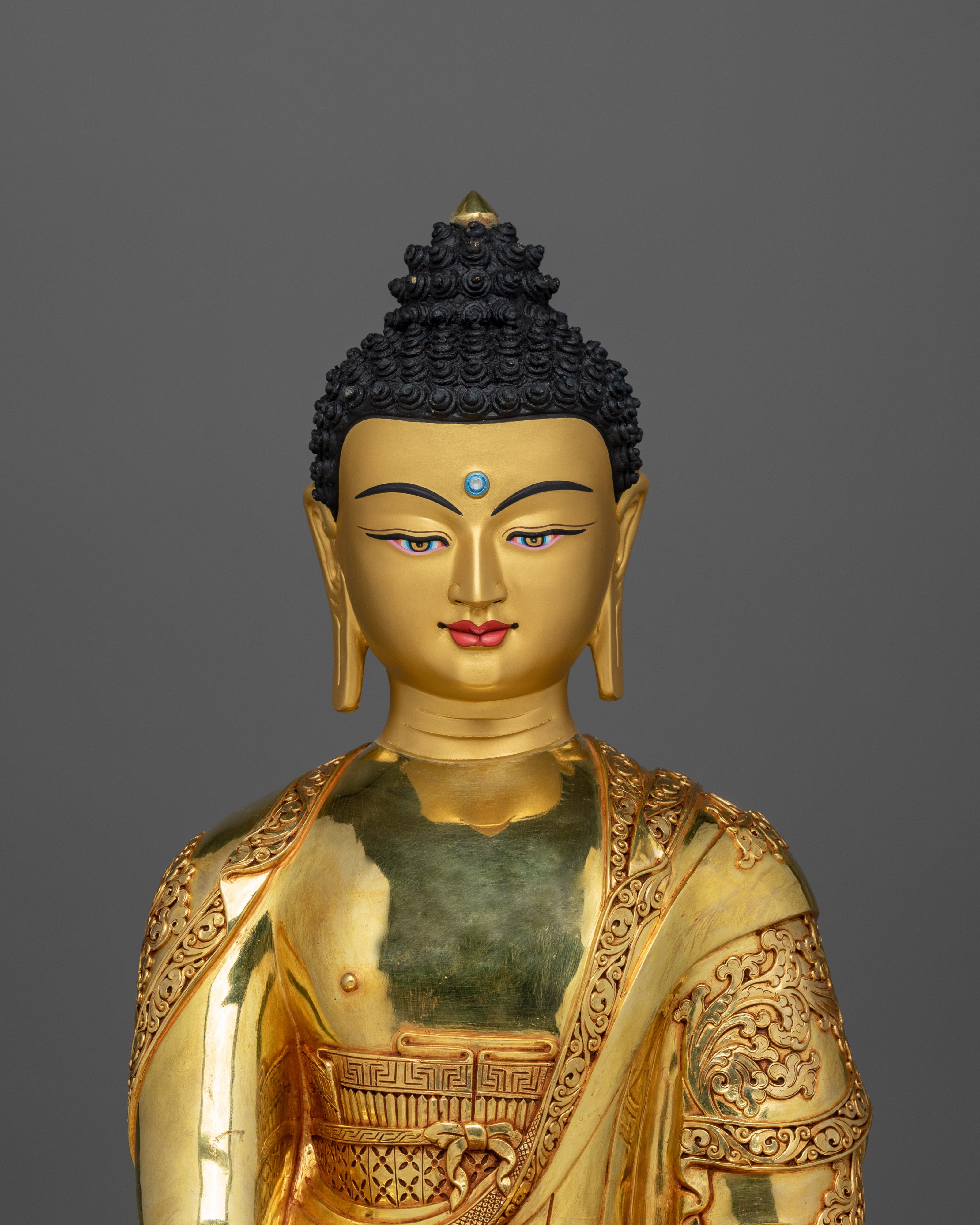 Enlightened Statue of Shakyamuni Buddha | A Sacred Masterpiece of Tranquility