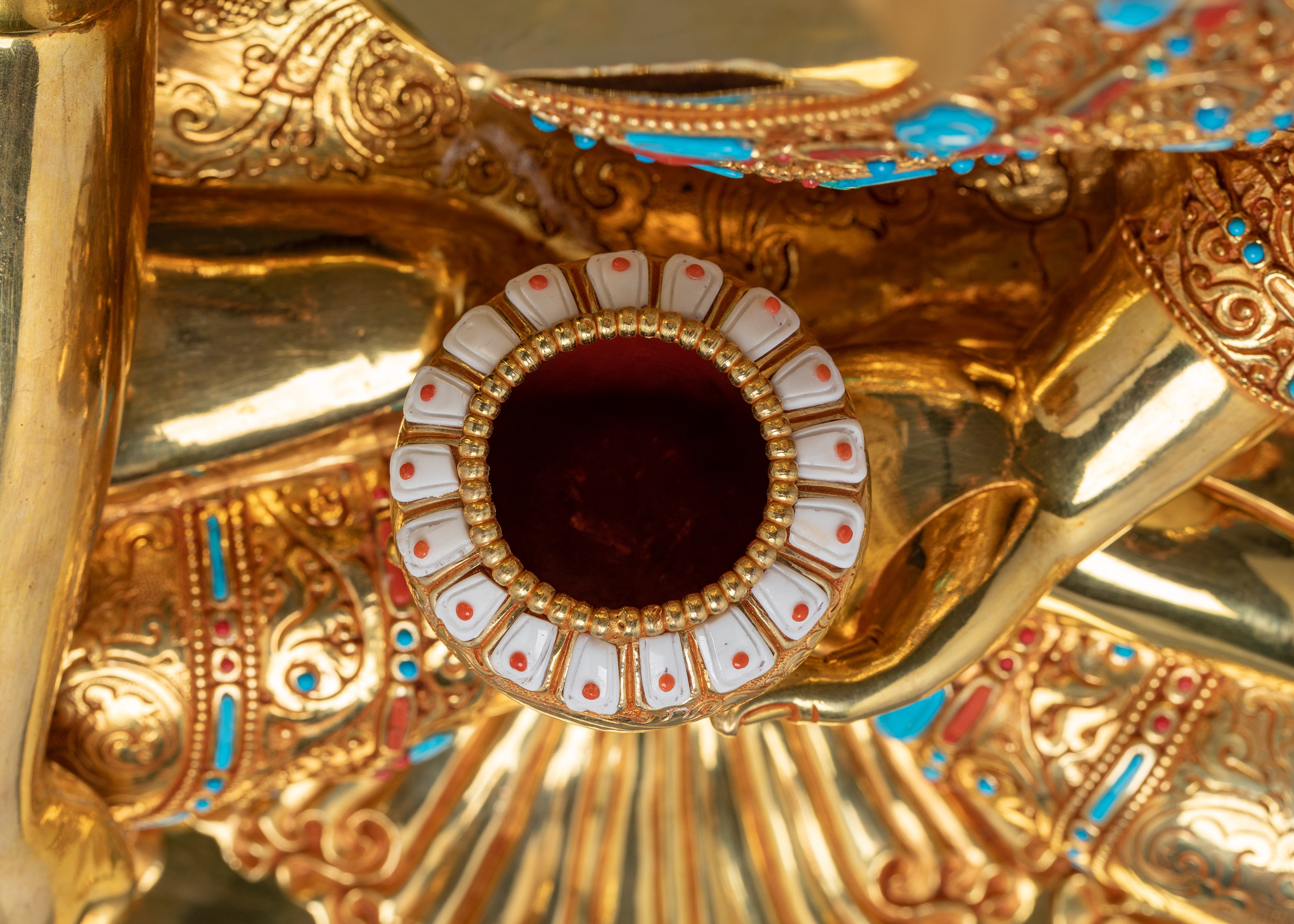 Handmade Present Buddha Shakyamuni Statue | Ideal for Meditation and Calmness