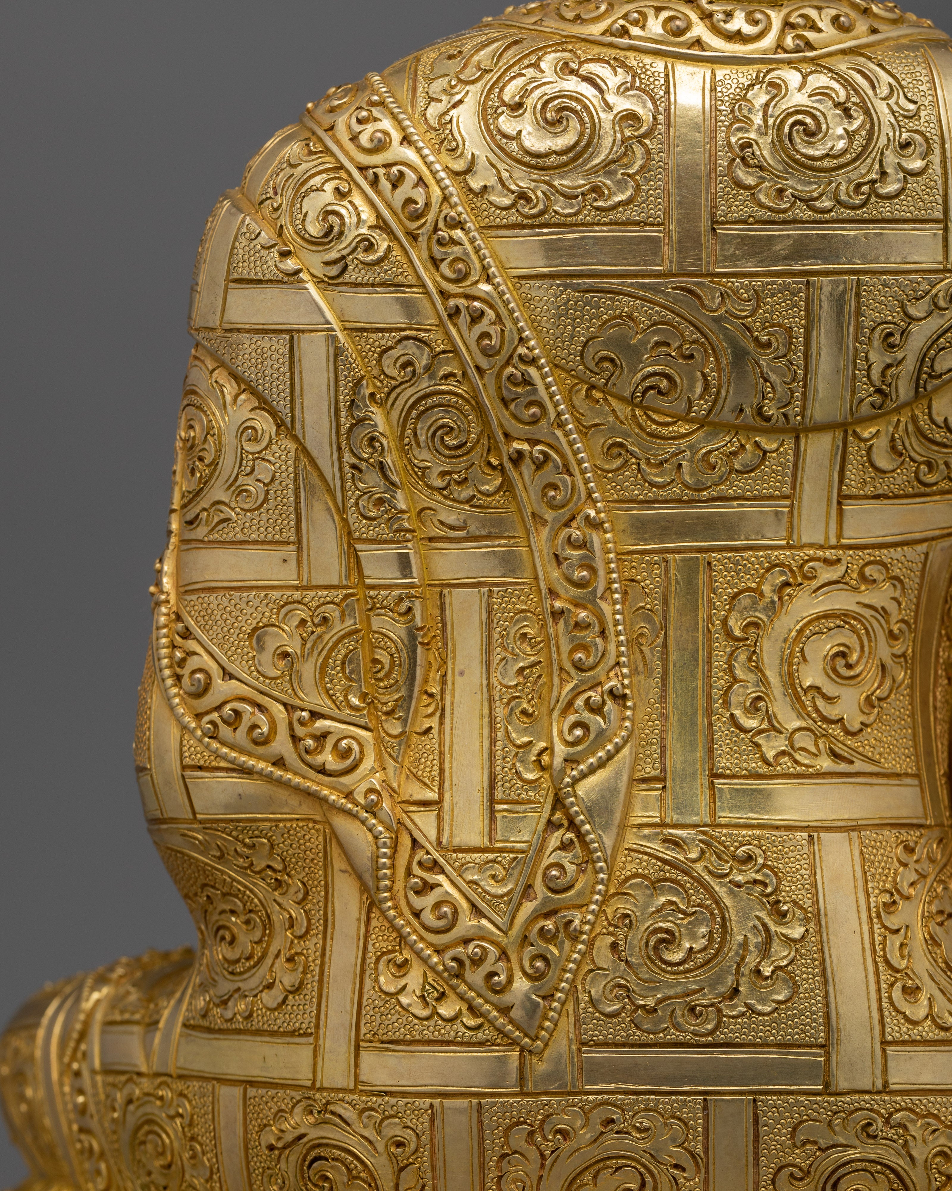 Amitabha Buddha of pure land Sculpture | Enlightened Sukhavati for Shrine