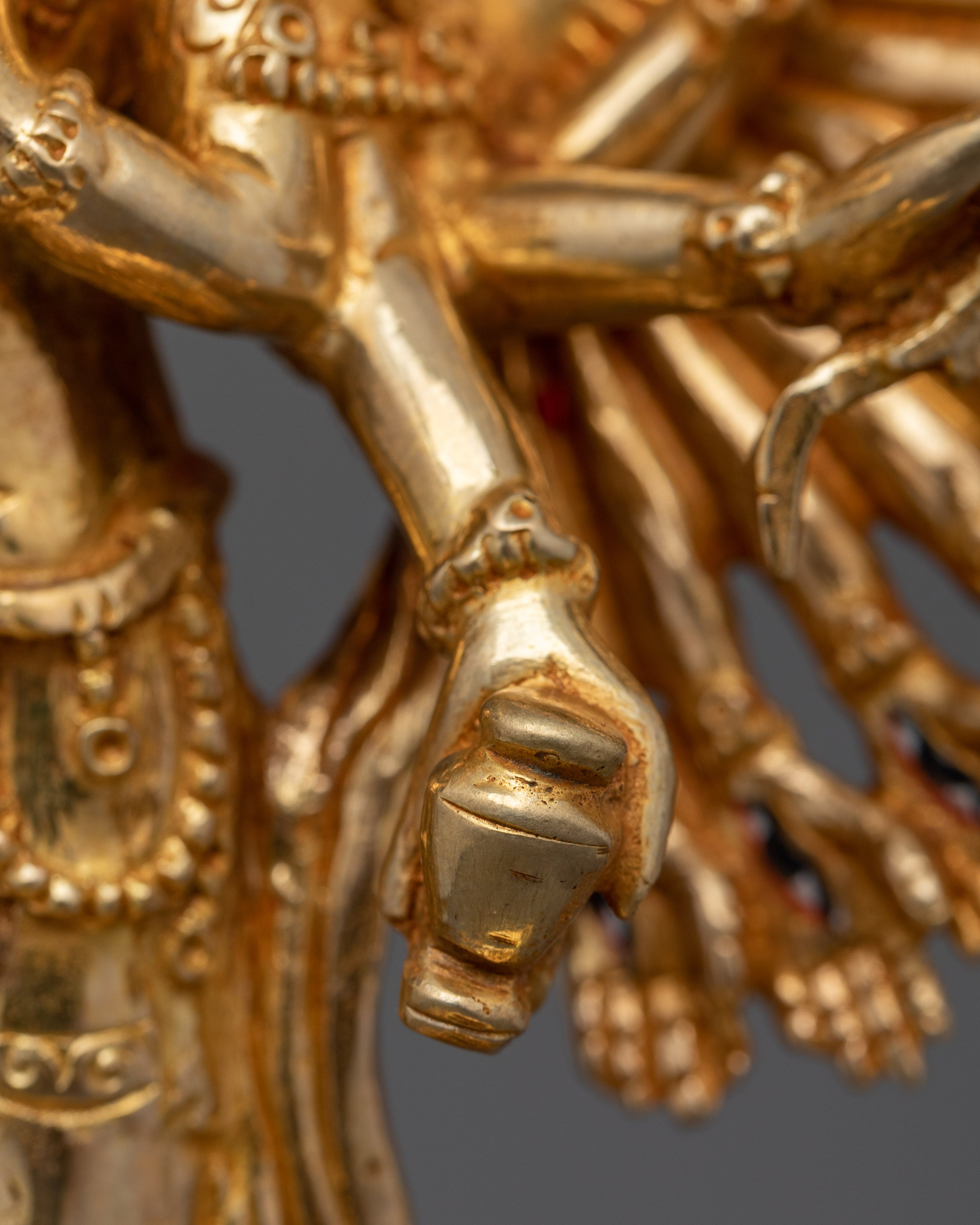 1000-Armed Chenresig Sculpture | Handcrafted Compassionate Buddha