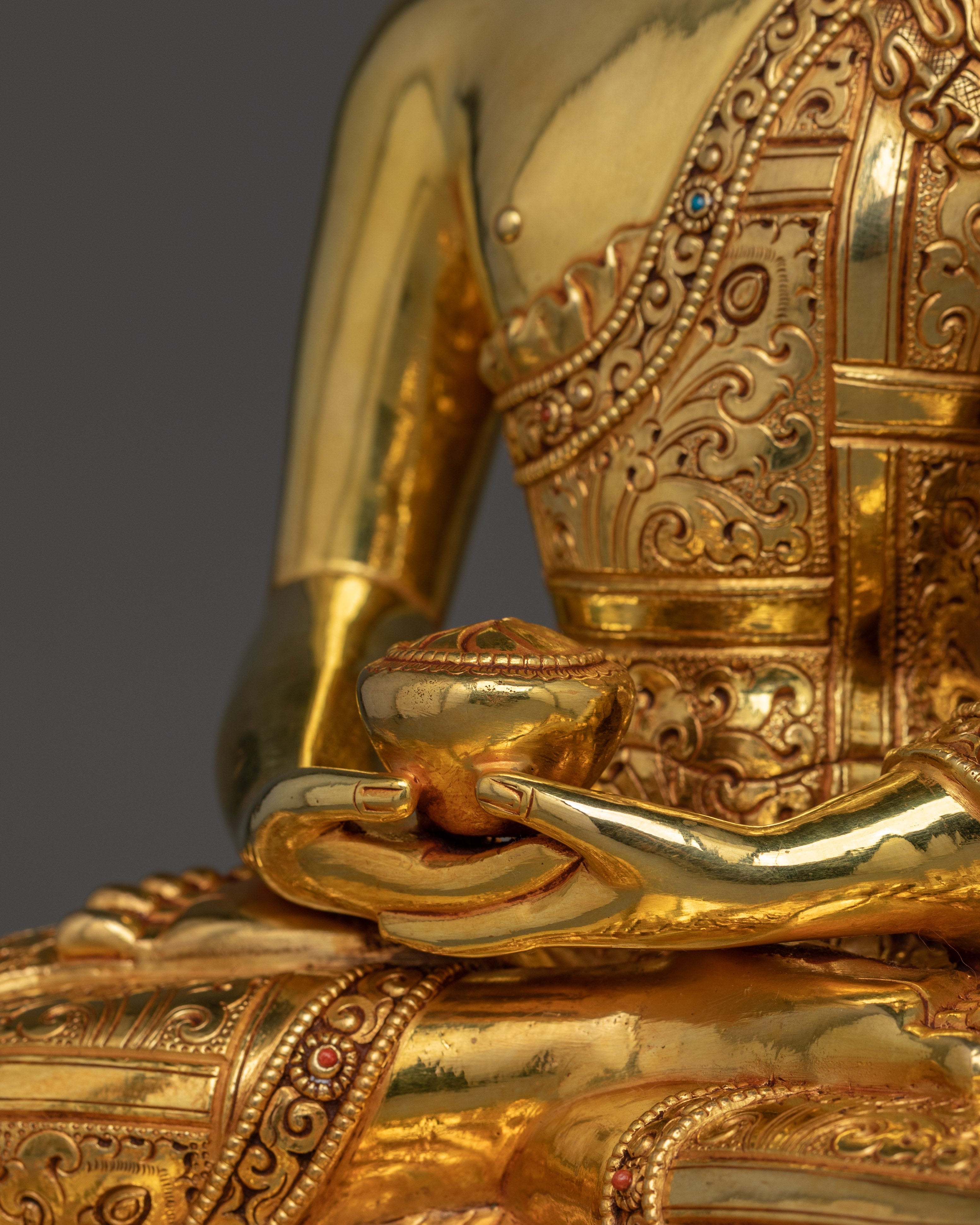 Figurine of Dharmakaya Buddha "Amitabha Buddha" | Radiance of Infinite Light