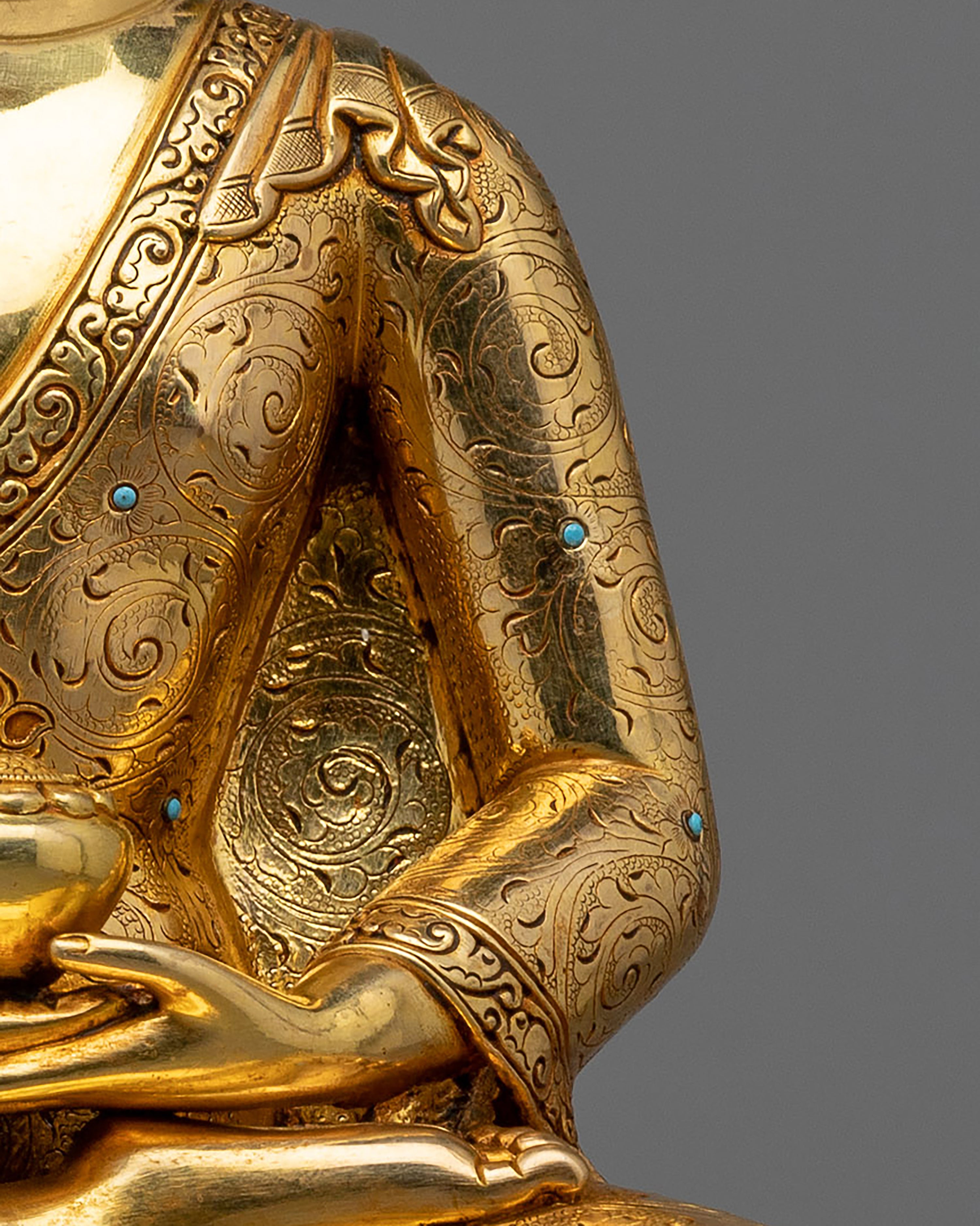 Amitabha Buddha Statuette | Unlock Eternal Peace with Gold Gilded Statue