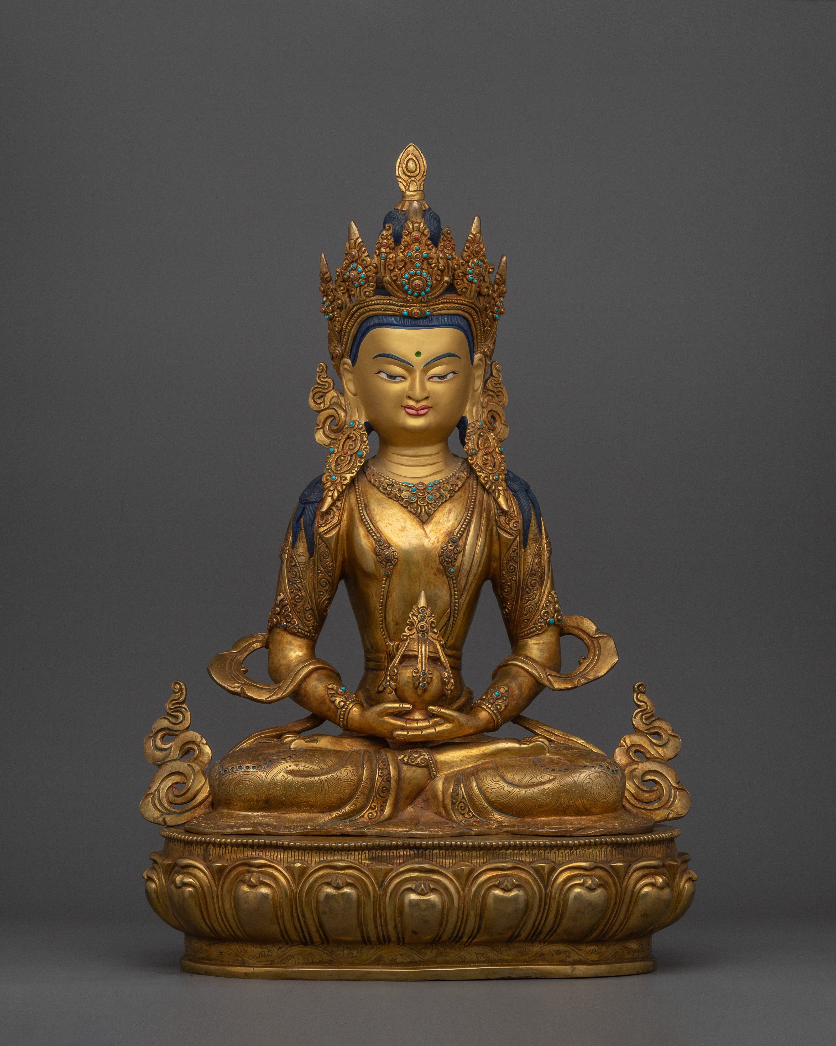 traditional-sculpture-of-amitayus