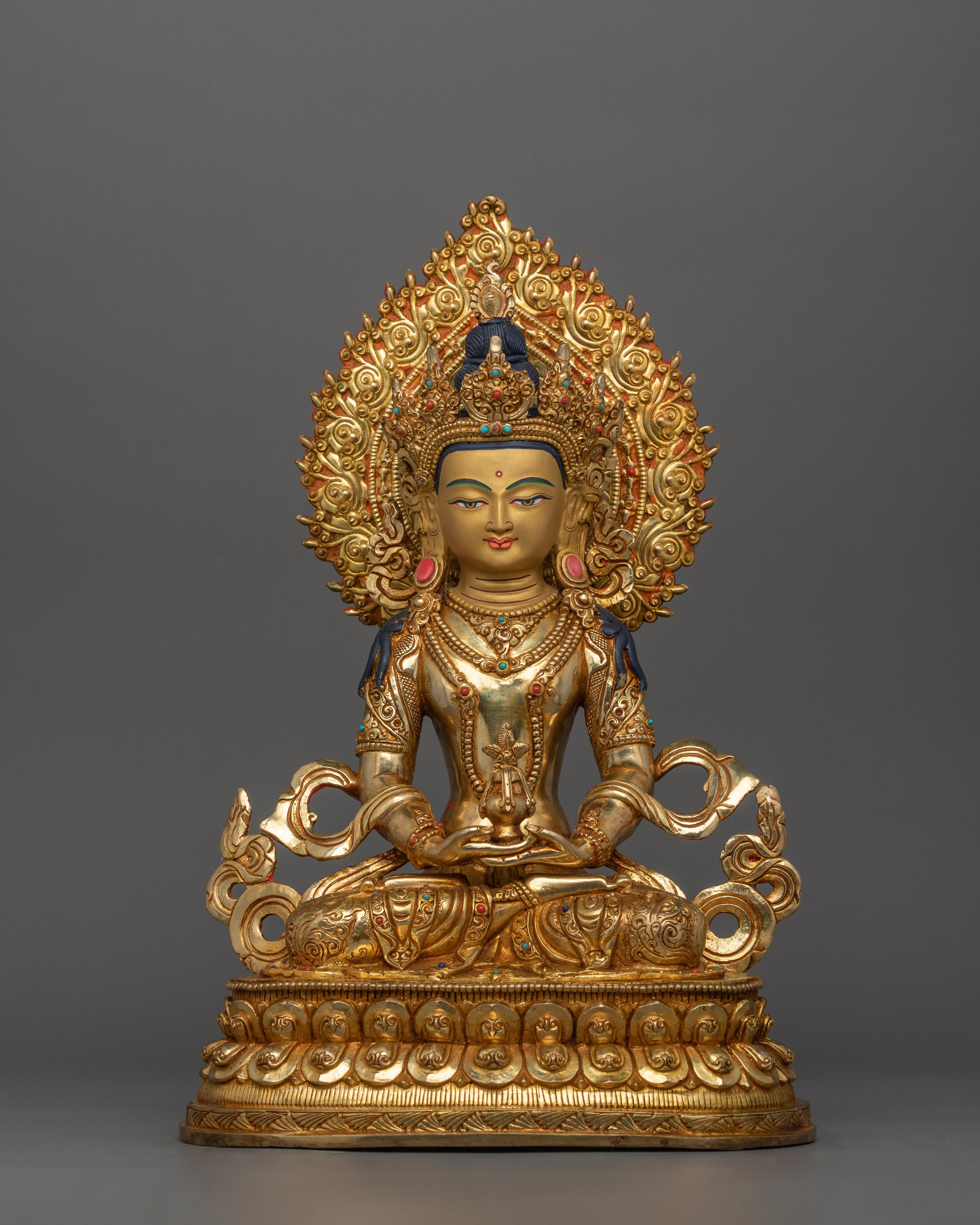divine-figurine-of-amitayus