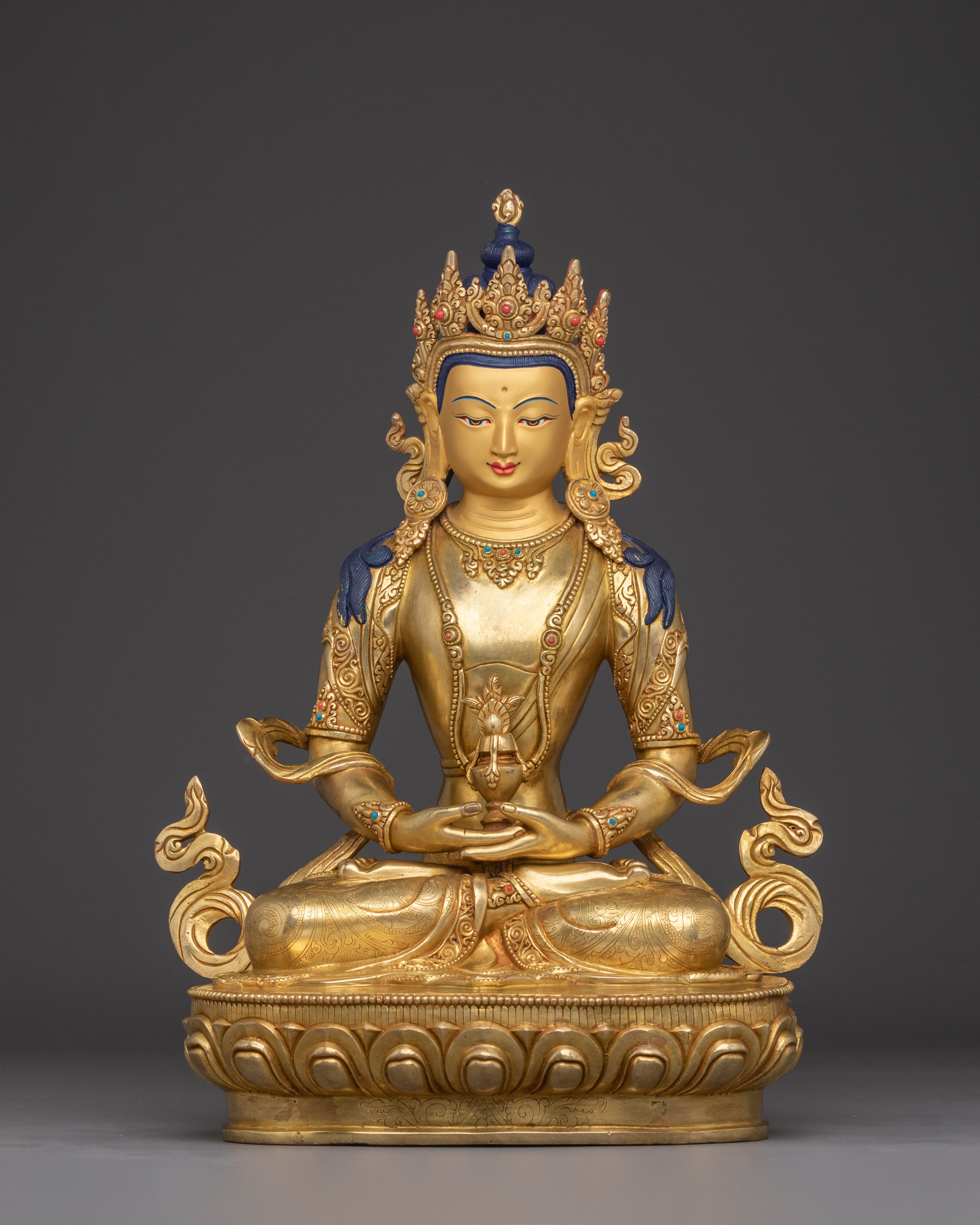 golden-amitayus-figurine