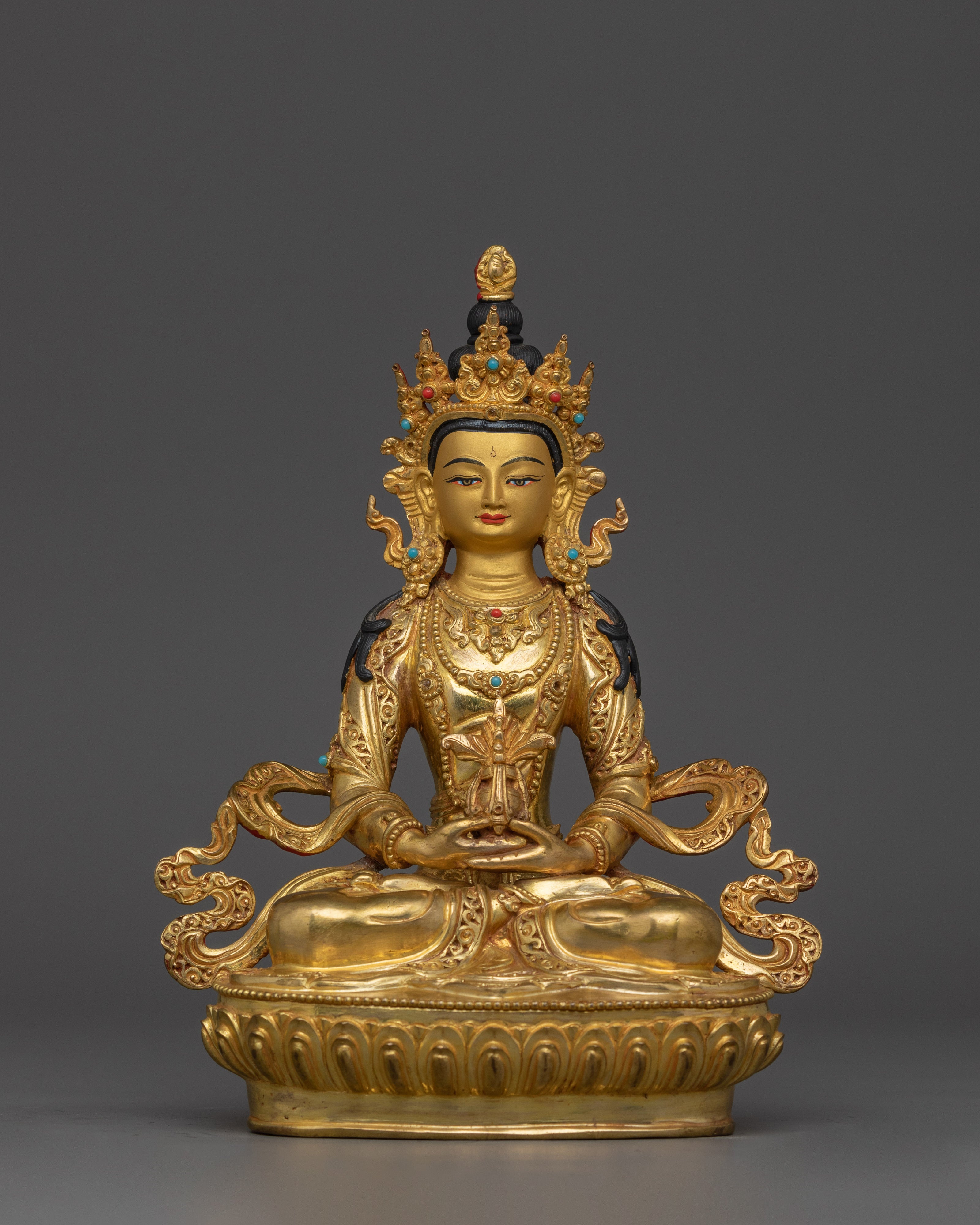 traditional-statue-of-amitayus