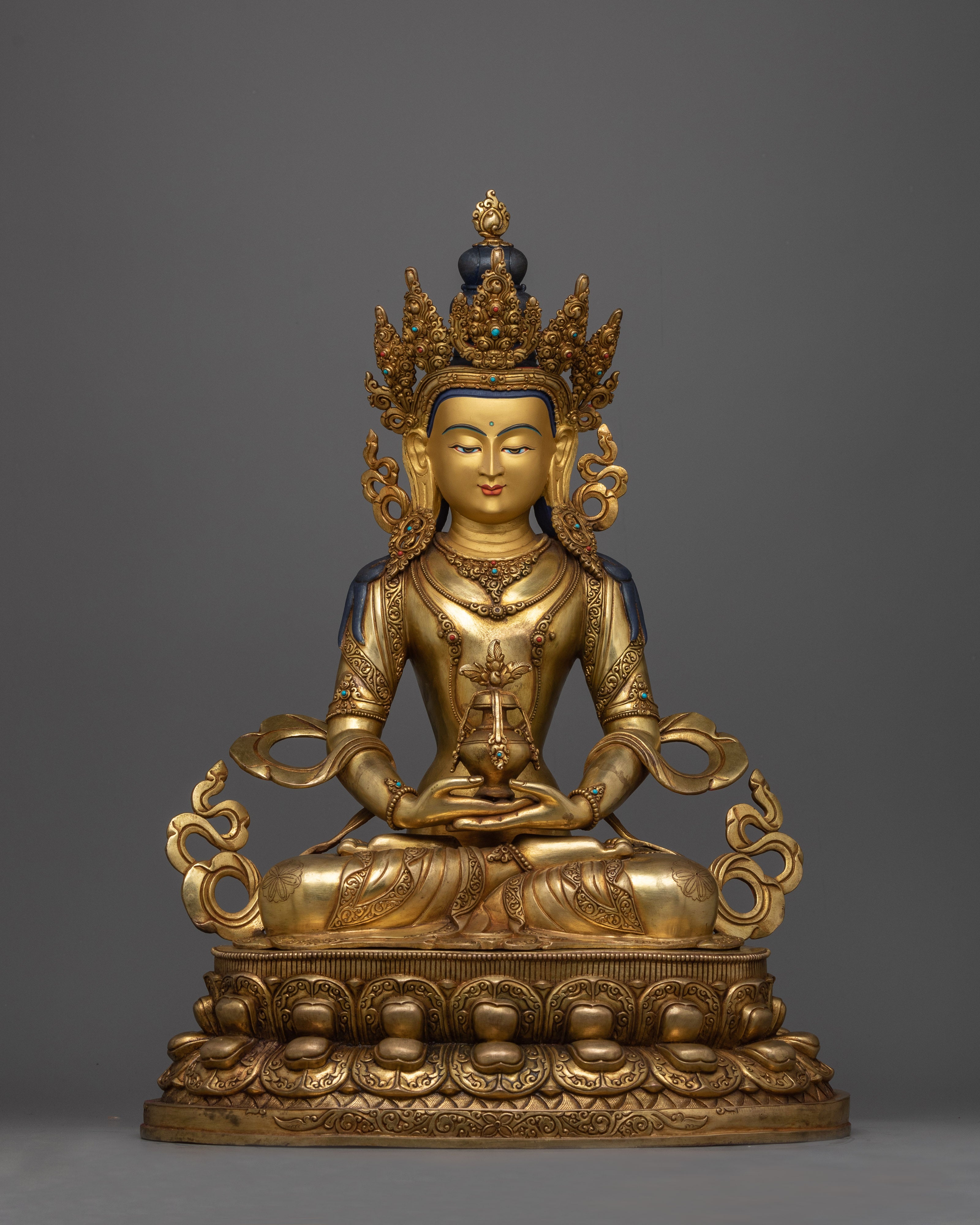 gold-gilded-amitayus-figure