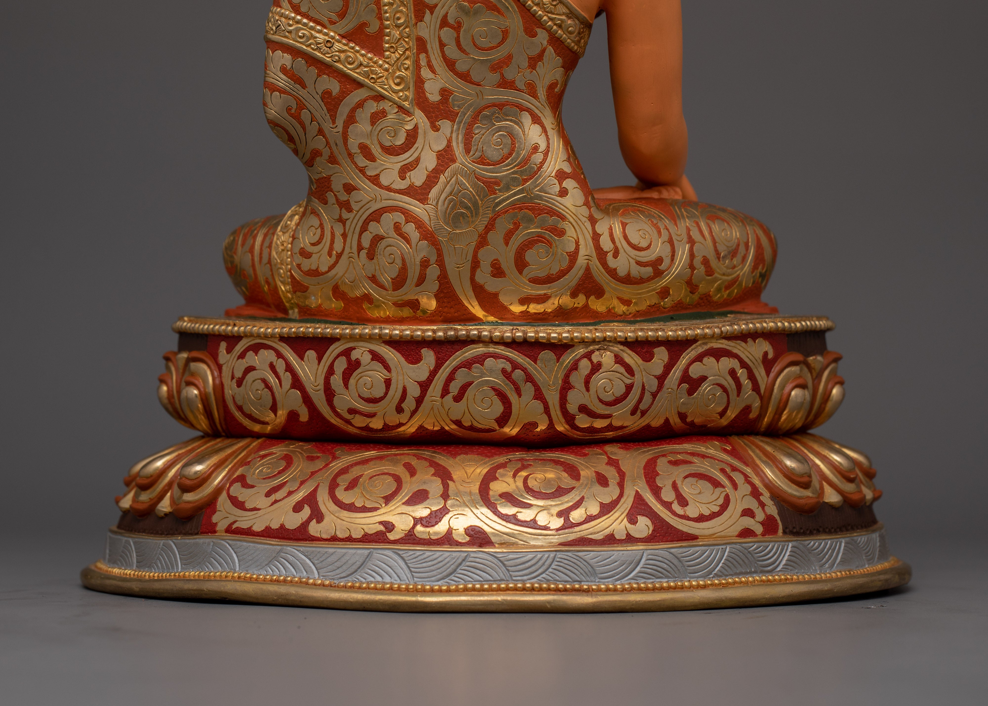 Majestic Representation of Tranquil Crown Shakyamuni Buddha | Buddha’s Royal Grace