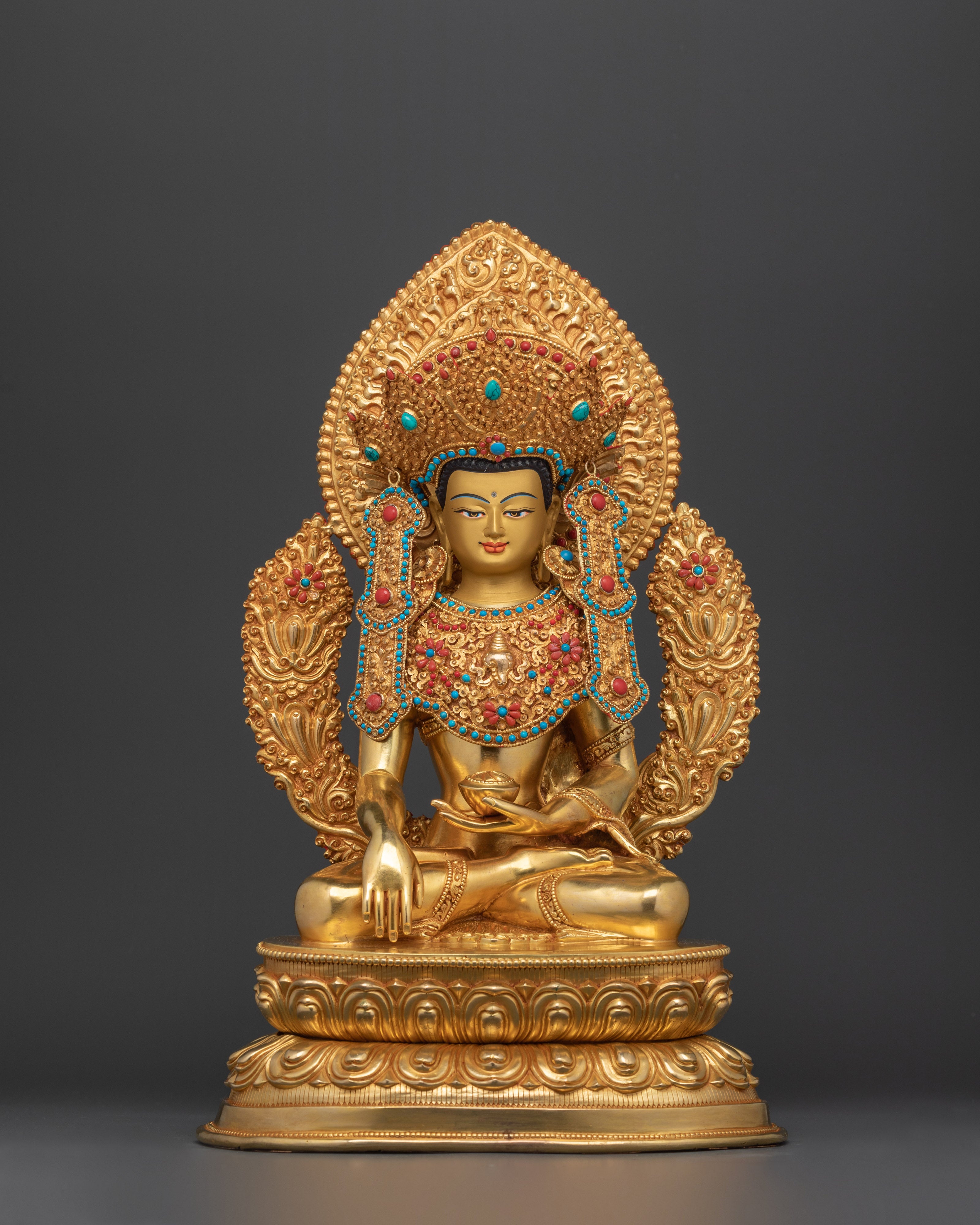 handmade-crown-shakyamuni-buddha