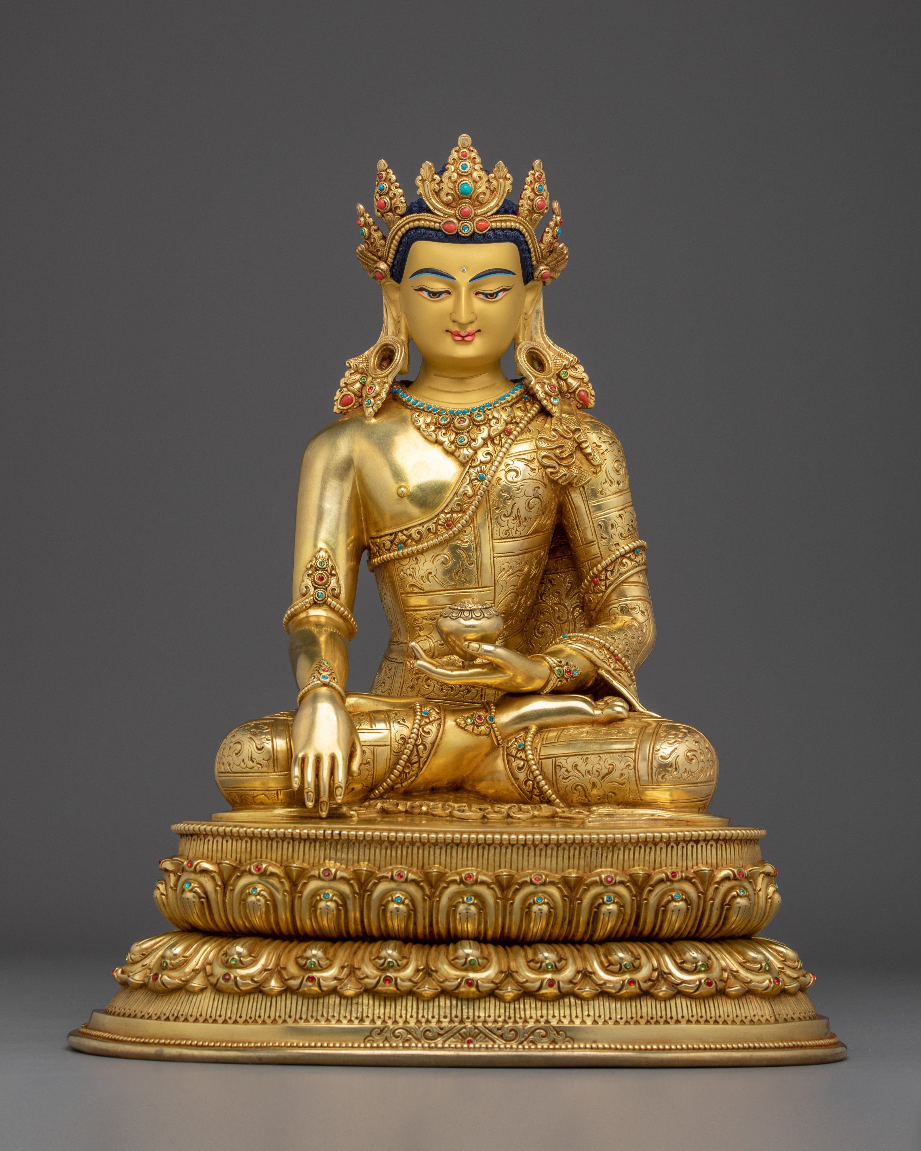 crown-shakyamuni-buddha-artwork