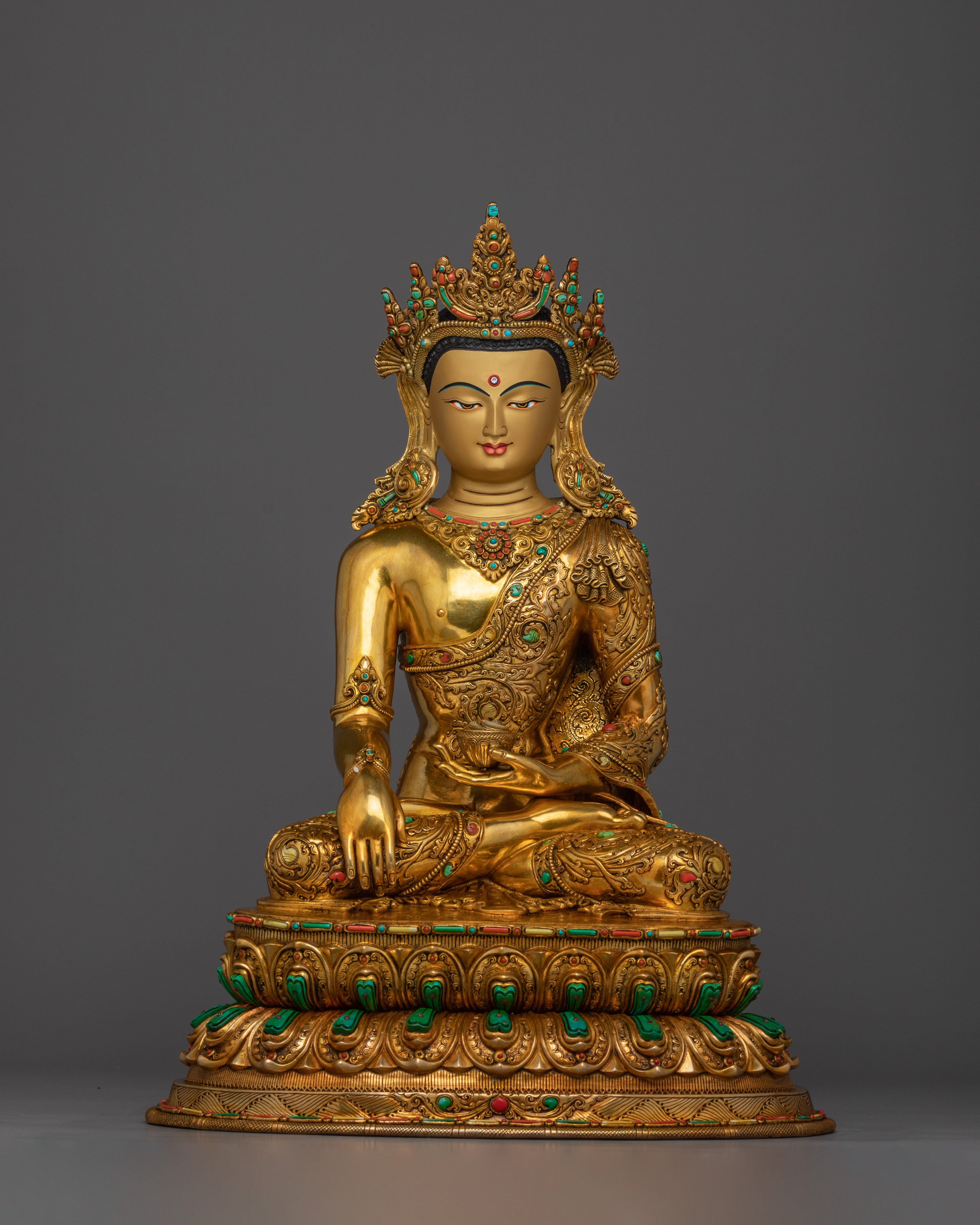 golden-crown-shakyamuni-buddha-statue