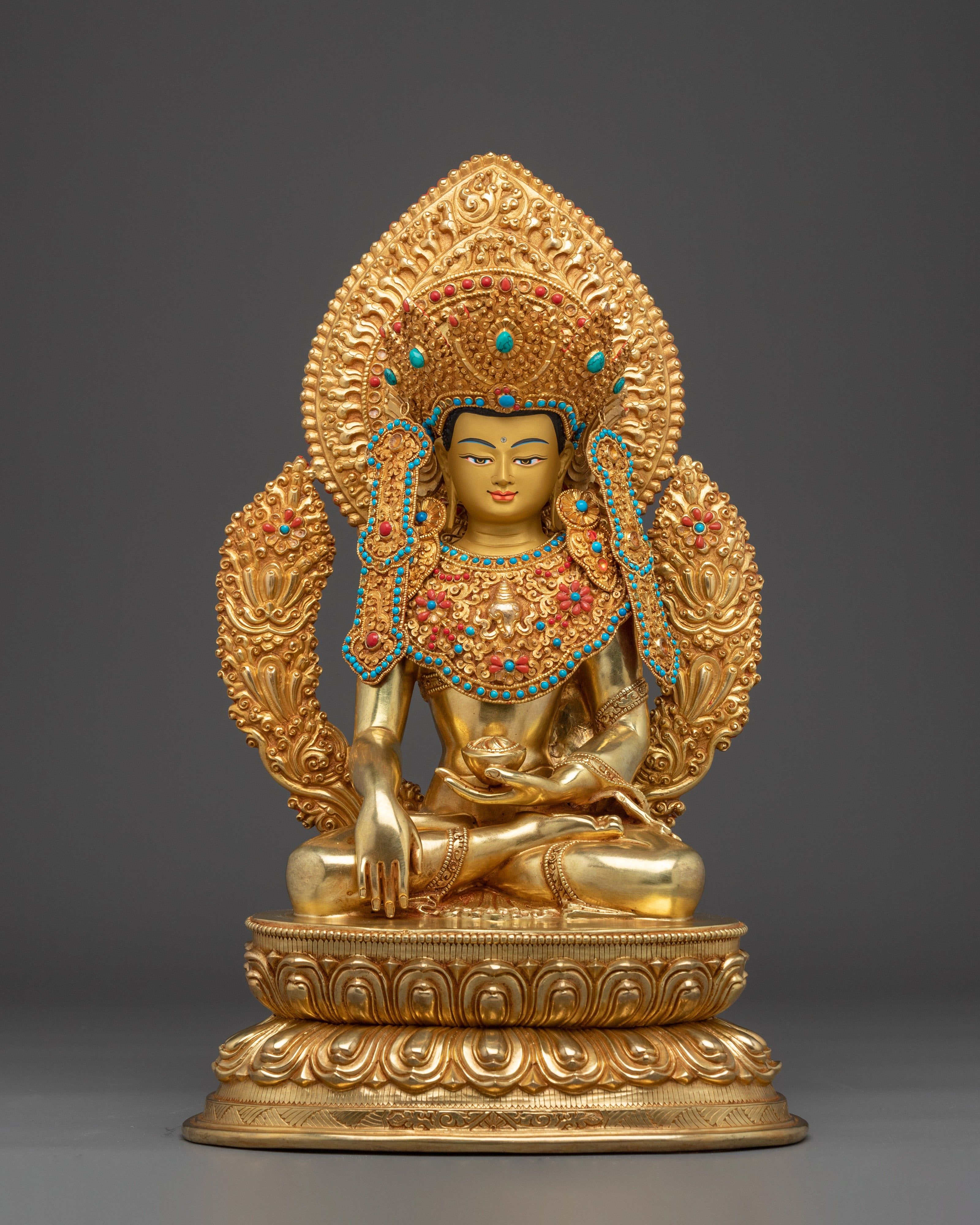 Crown Shakyamuni Buddha Handcrafted Art