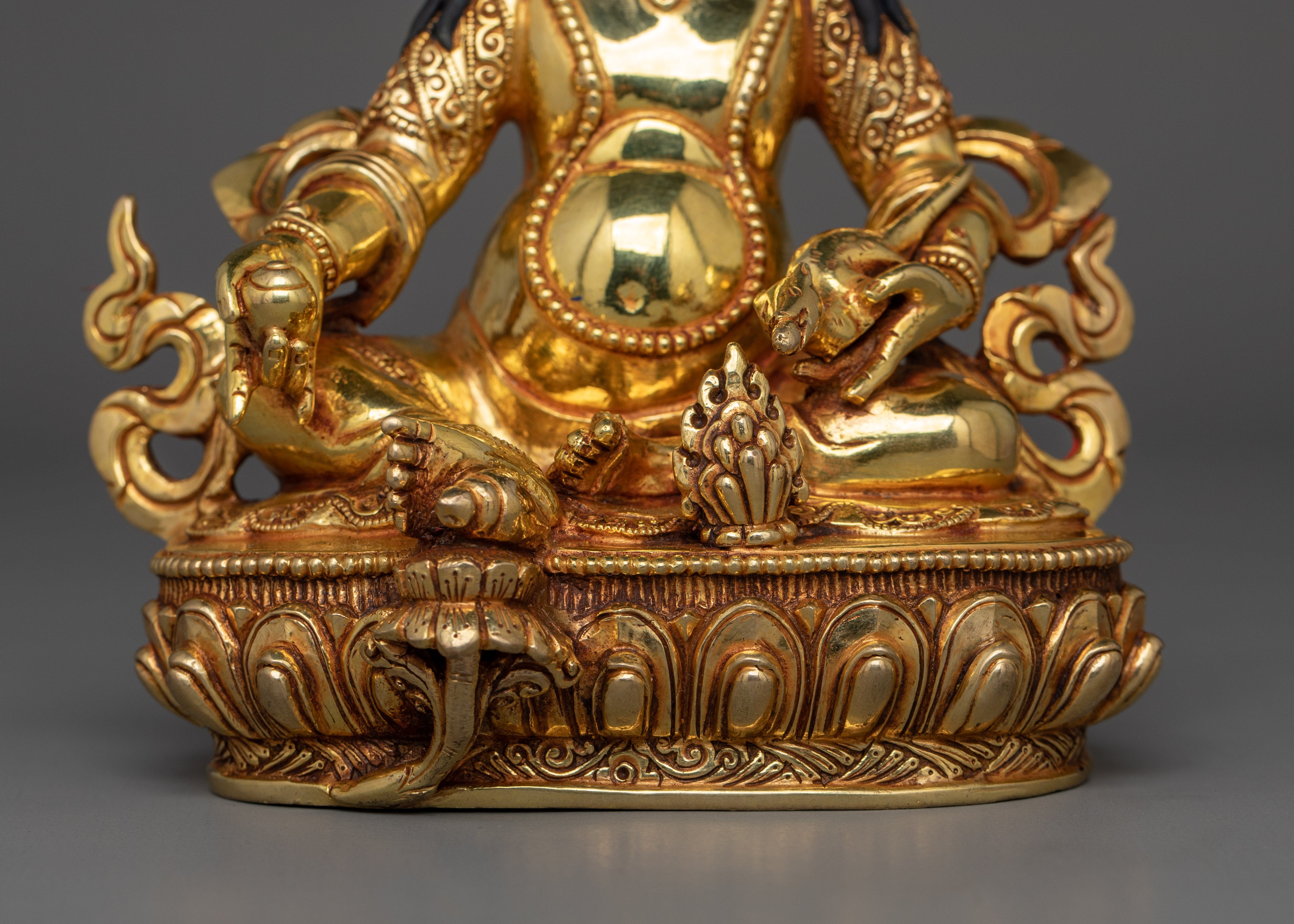 Dzambhala Buddhist Wealth Deity Statue | Guardian of Prosperity