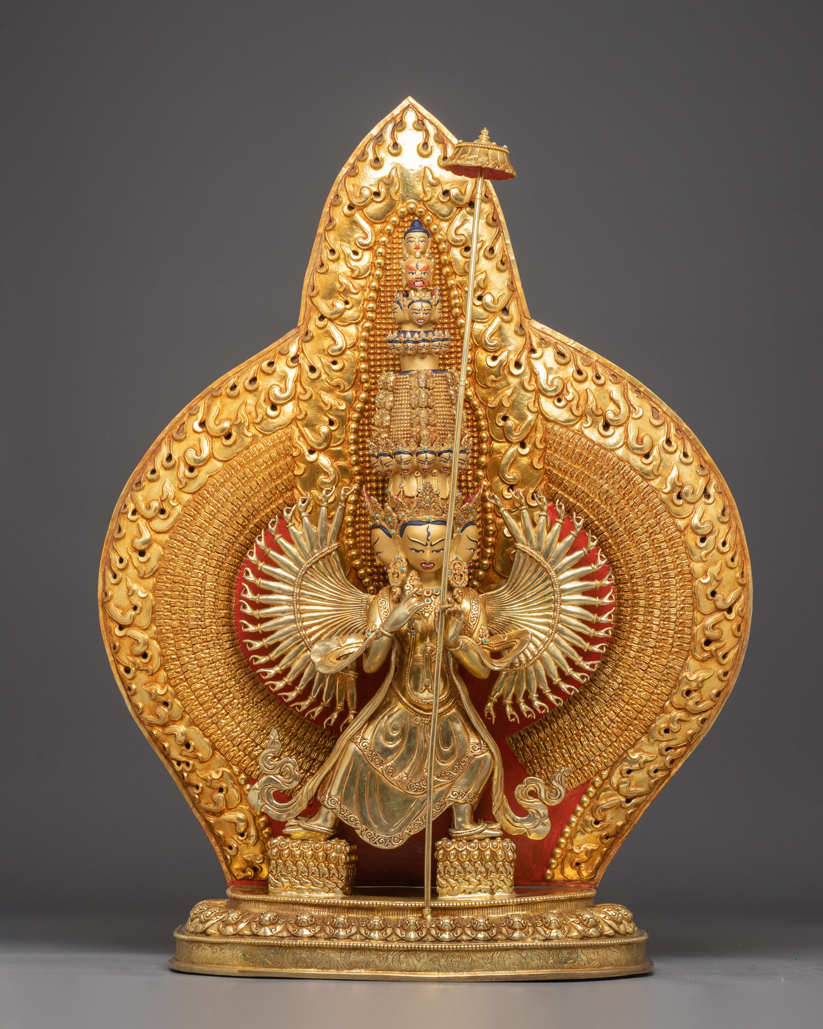 1000 Armed Dukar Statue : Countless Seeing eyes