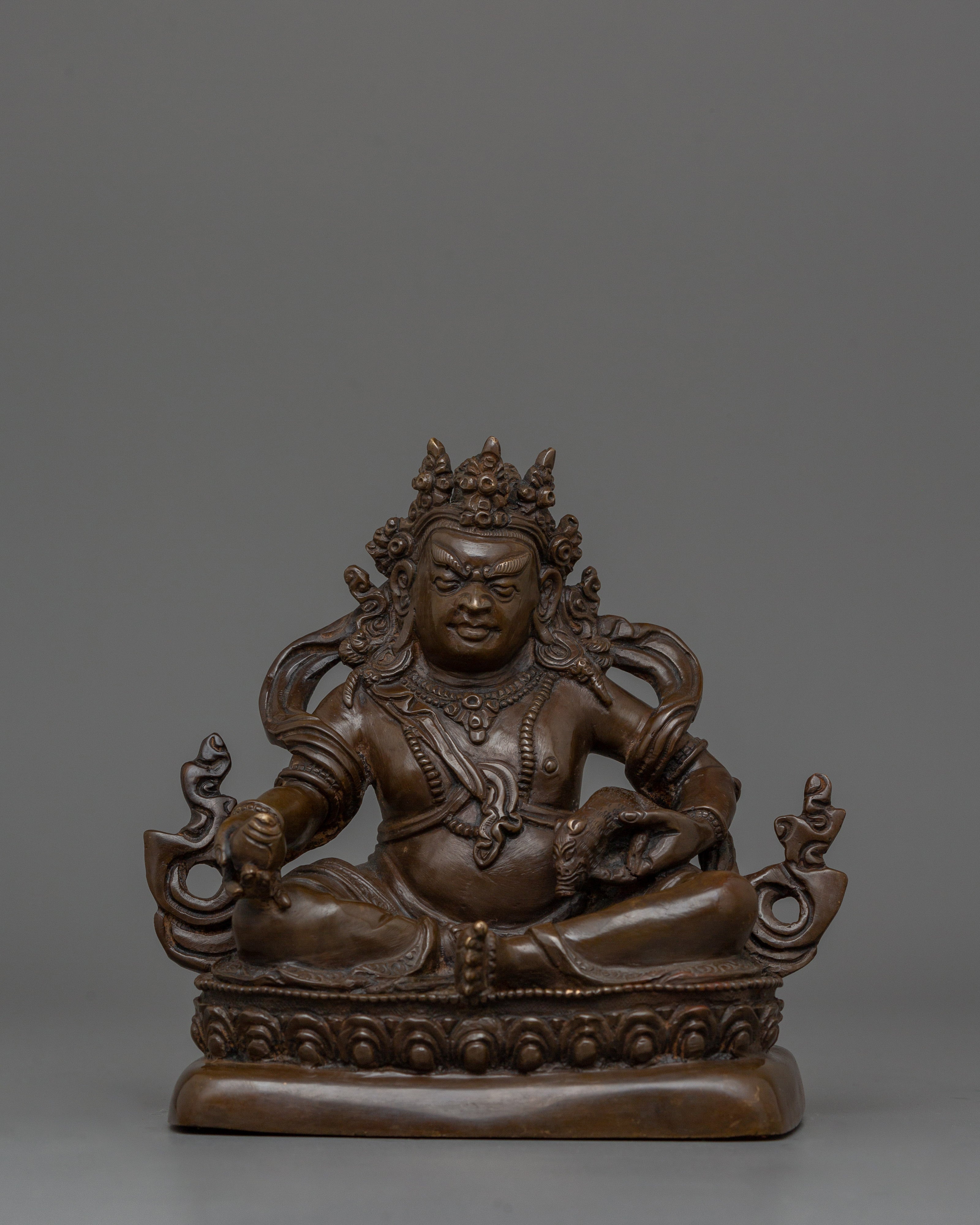 sacred-sculpture-of-dzambhala