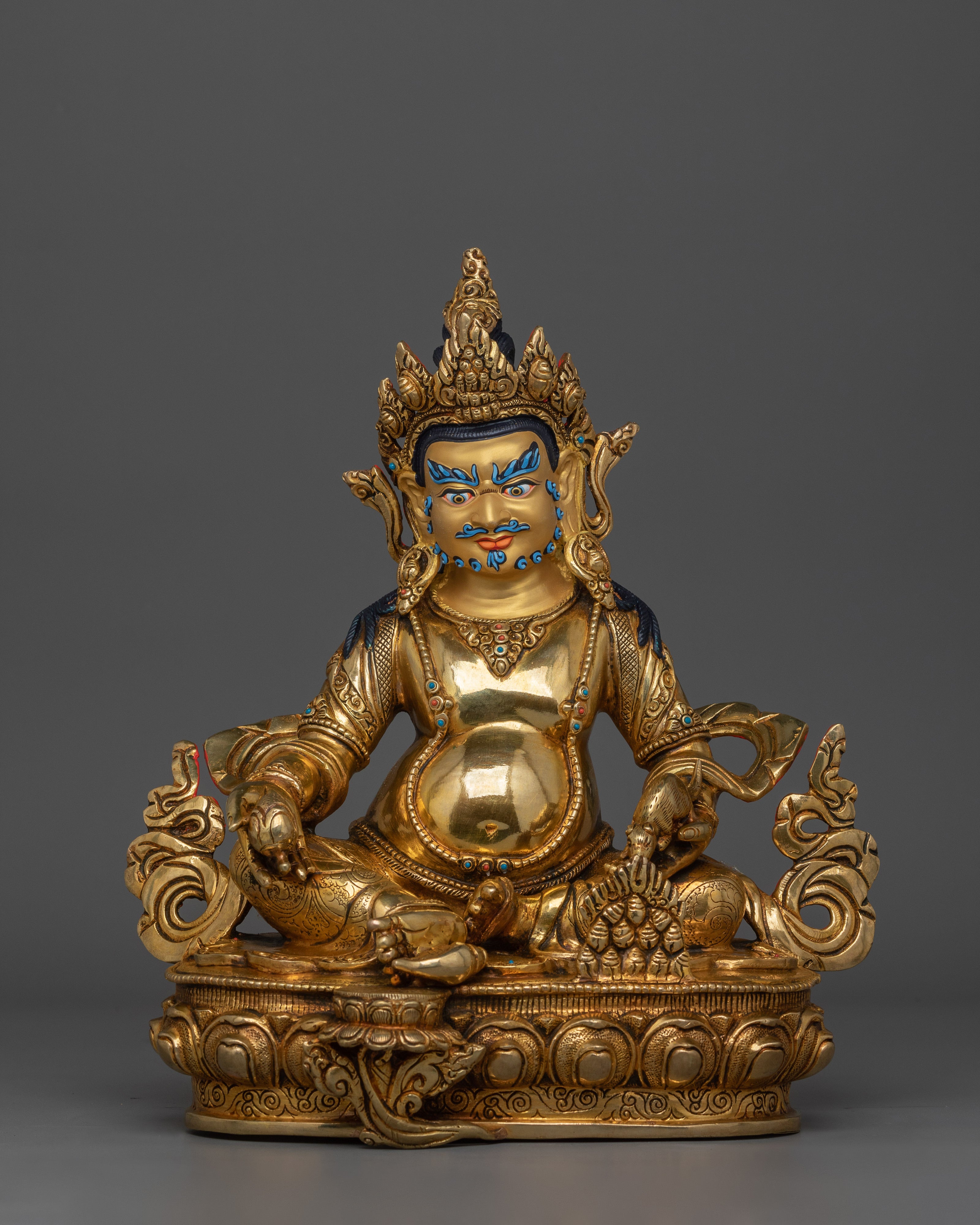 traditionally-handcarved-statue-of-dzambhala