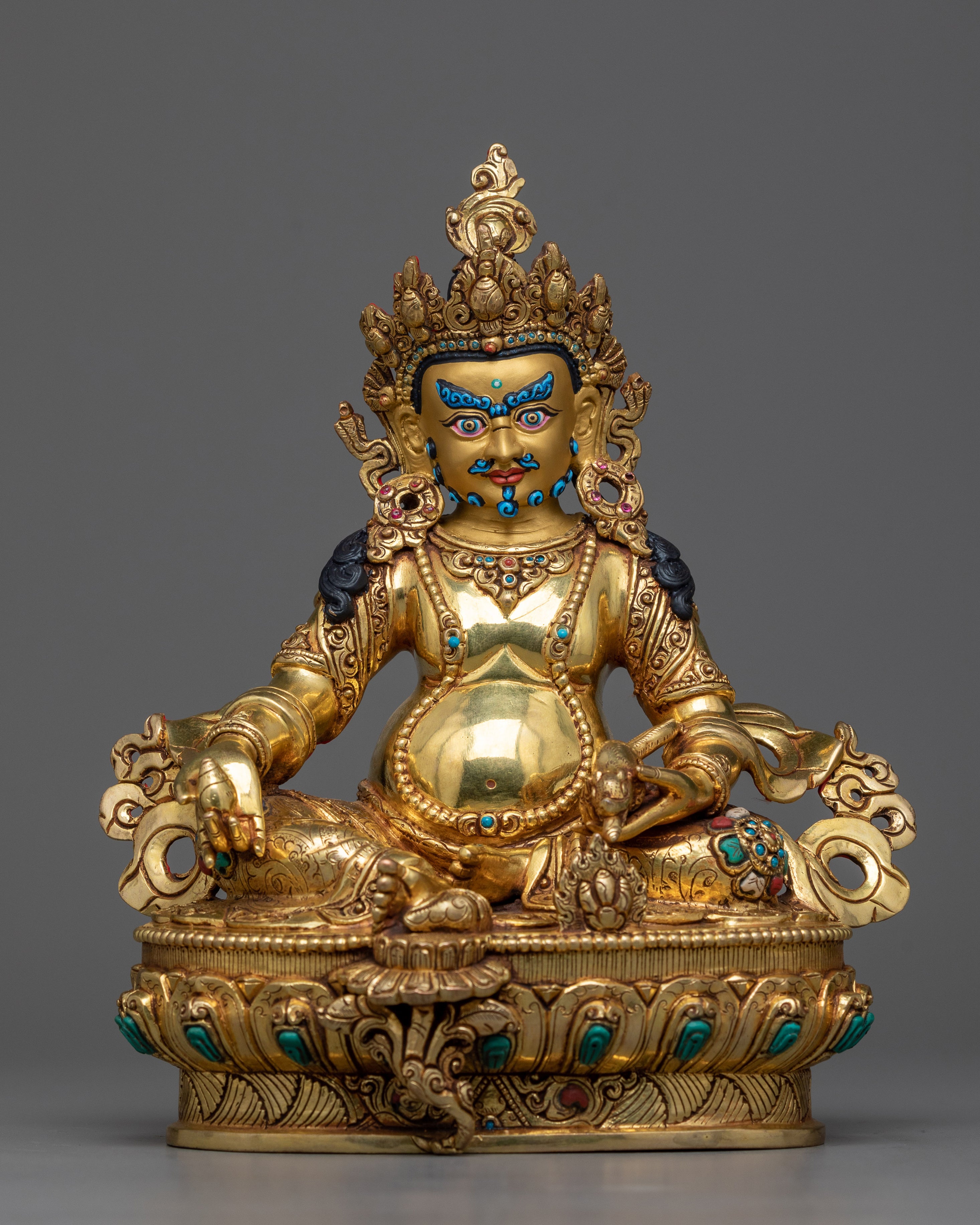 wealth-deity-dzambhala-sculpture