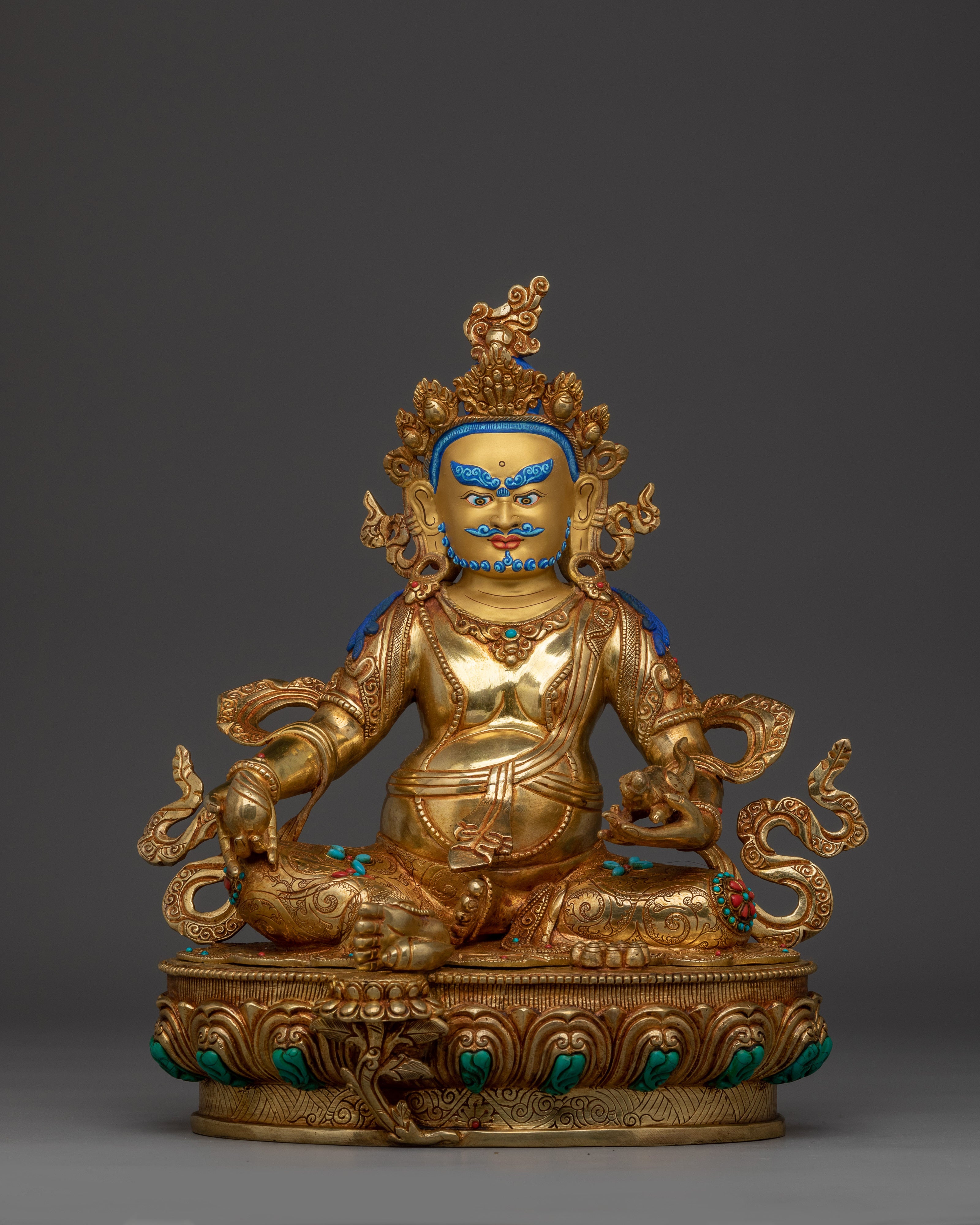 handcrafted-buddhist-statue-of-dzambhala