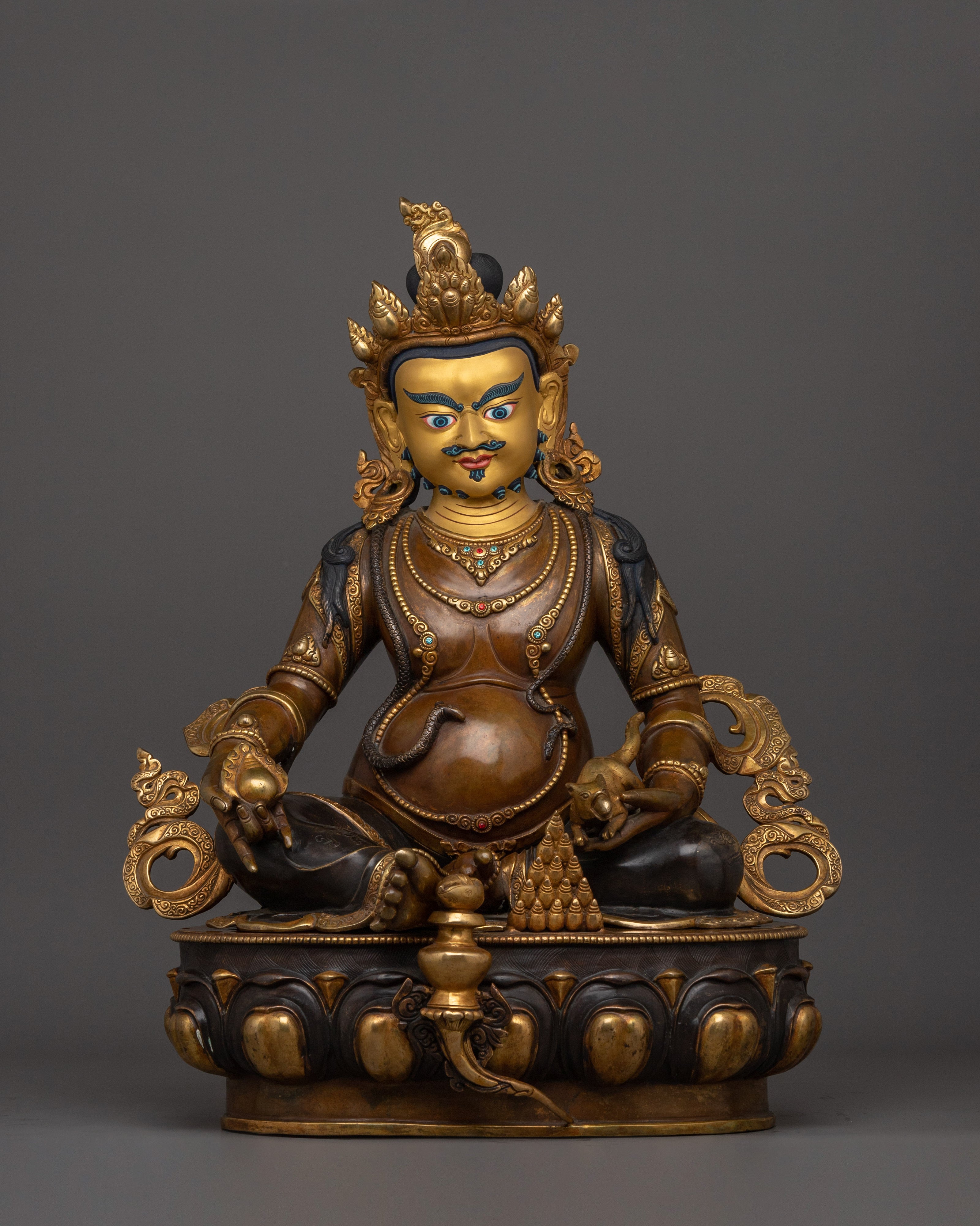 himalayan-handcrafted-statue-of-dzambhala