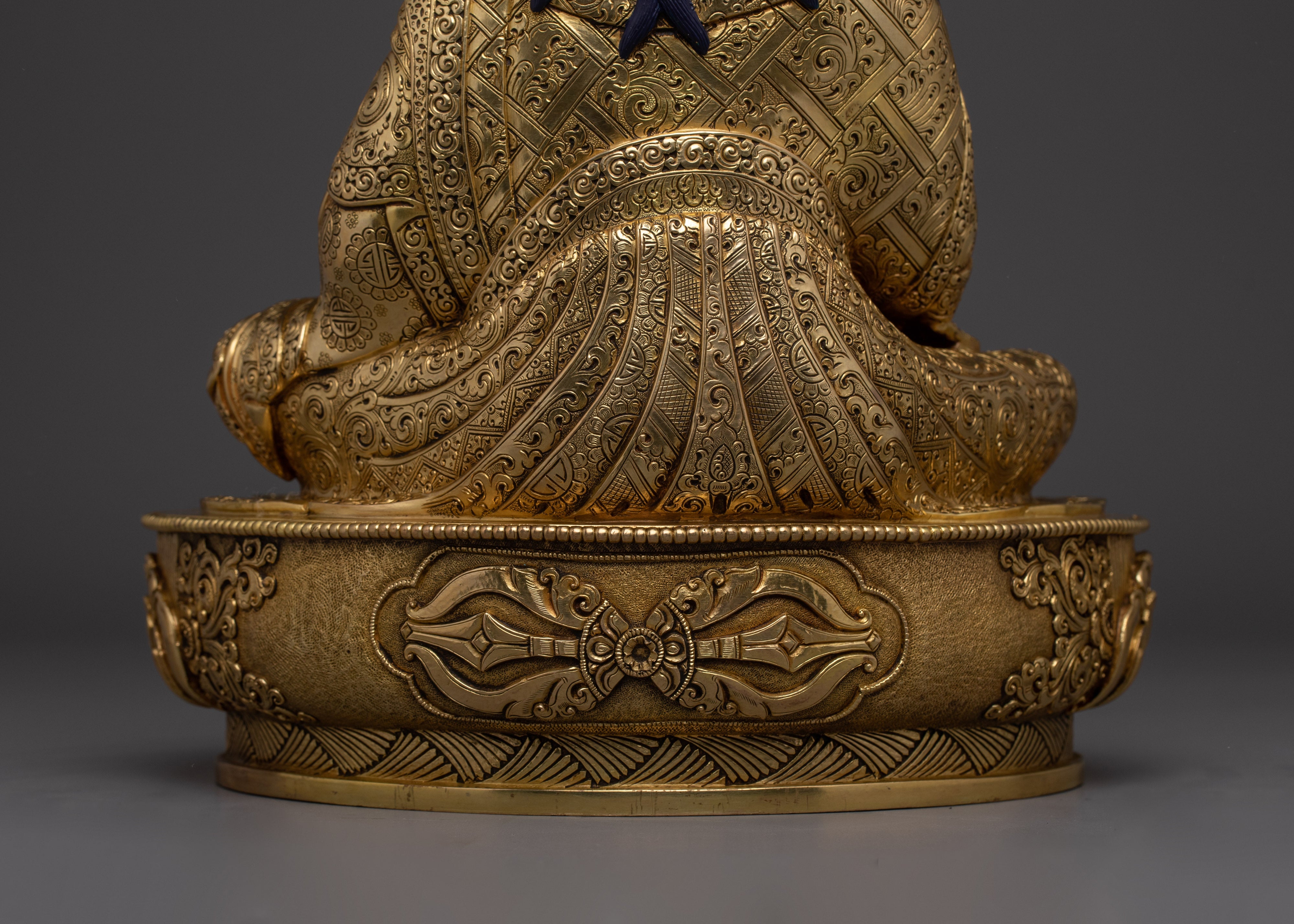 Compassionate Guru Norla Statue | Wealth and Prosperity Deity