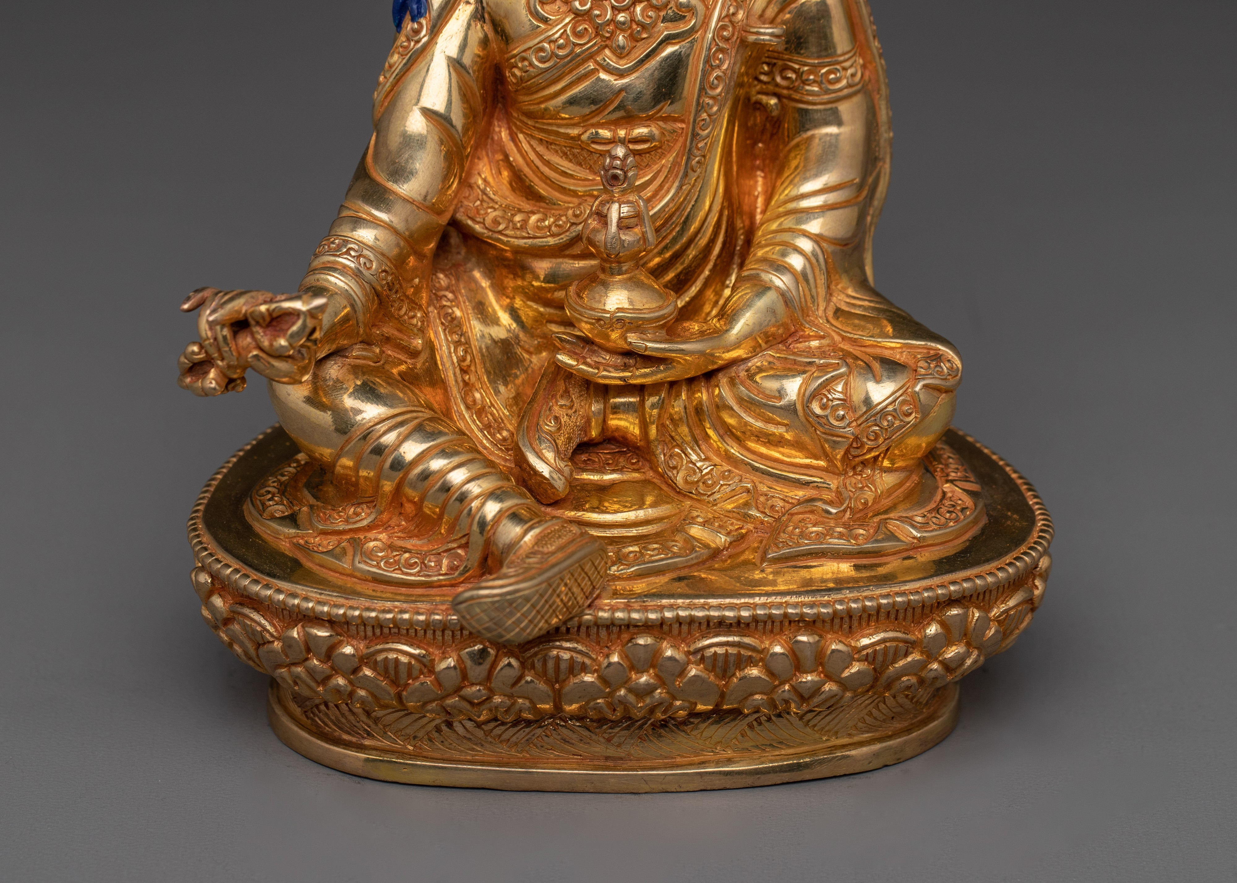 Traditional Tibetan Statue of Guru Rinpoche | The Lotus-Born Master