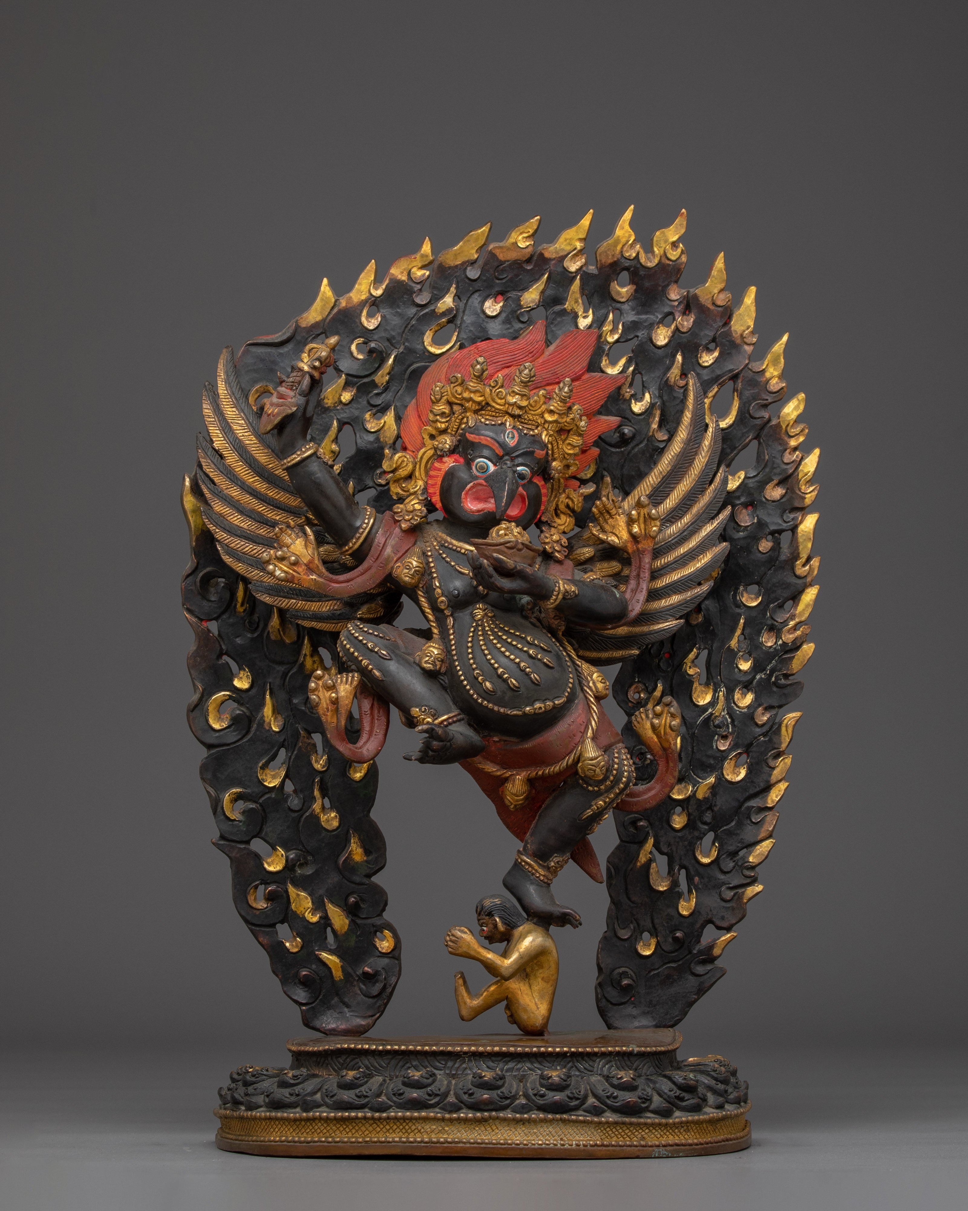 mythical-bird-deity-garuda