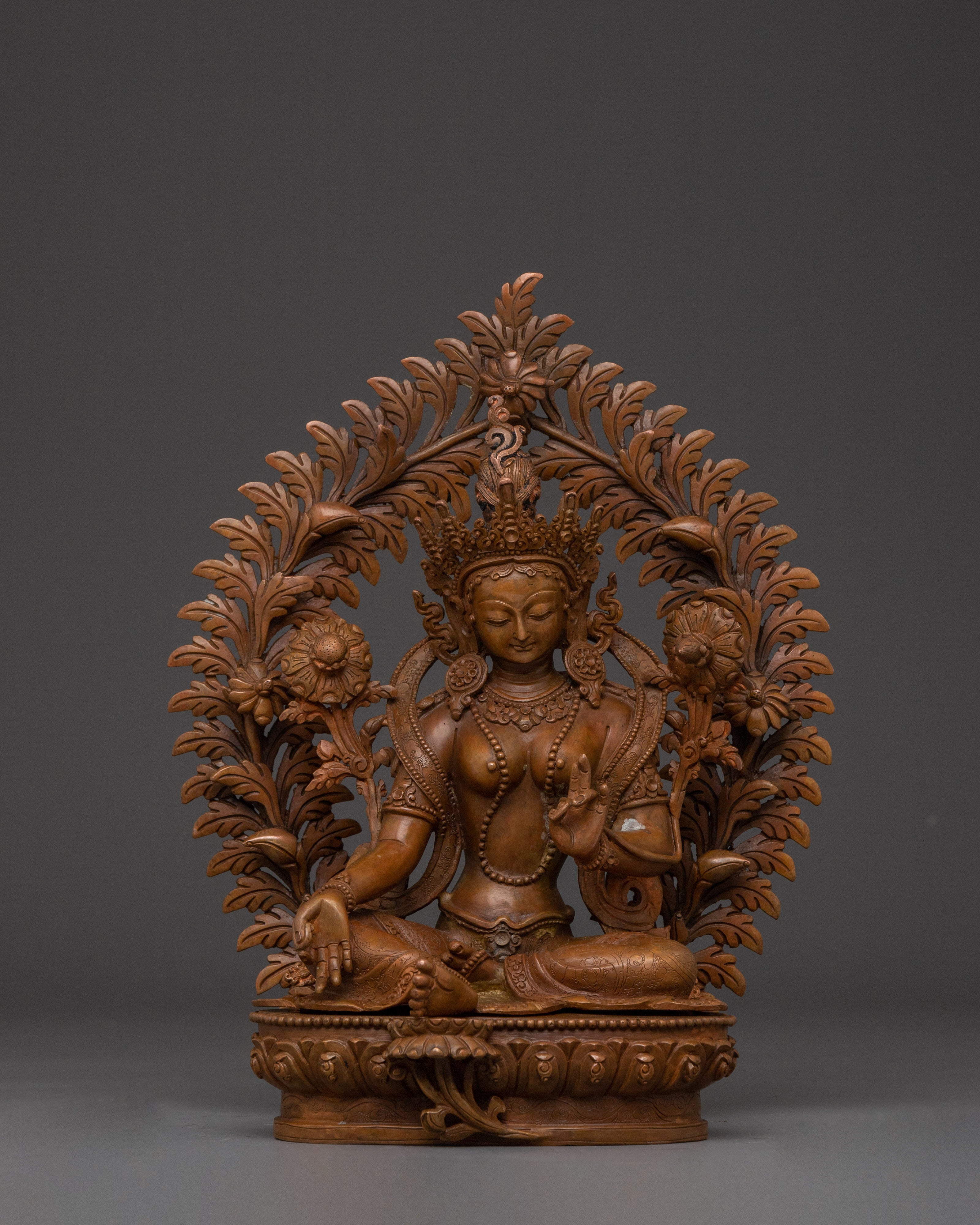 statue-of-green-tara-swift-protector