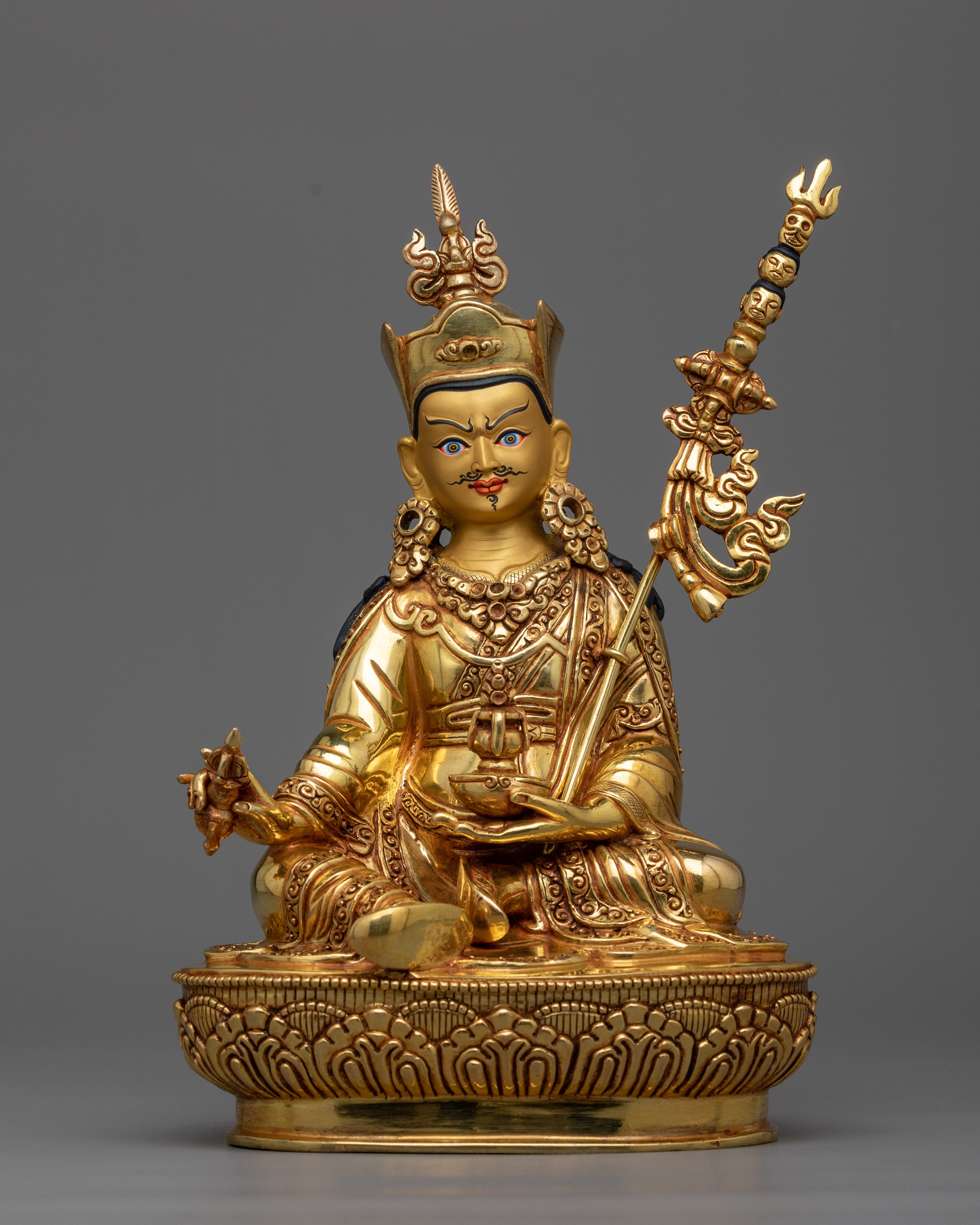 guru-rinpoche-gold-gilded