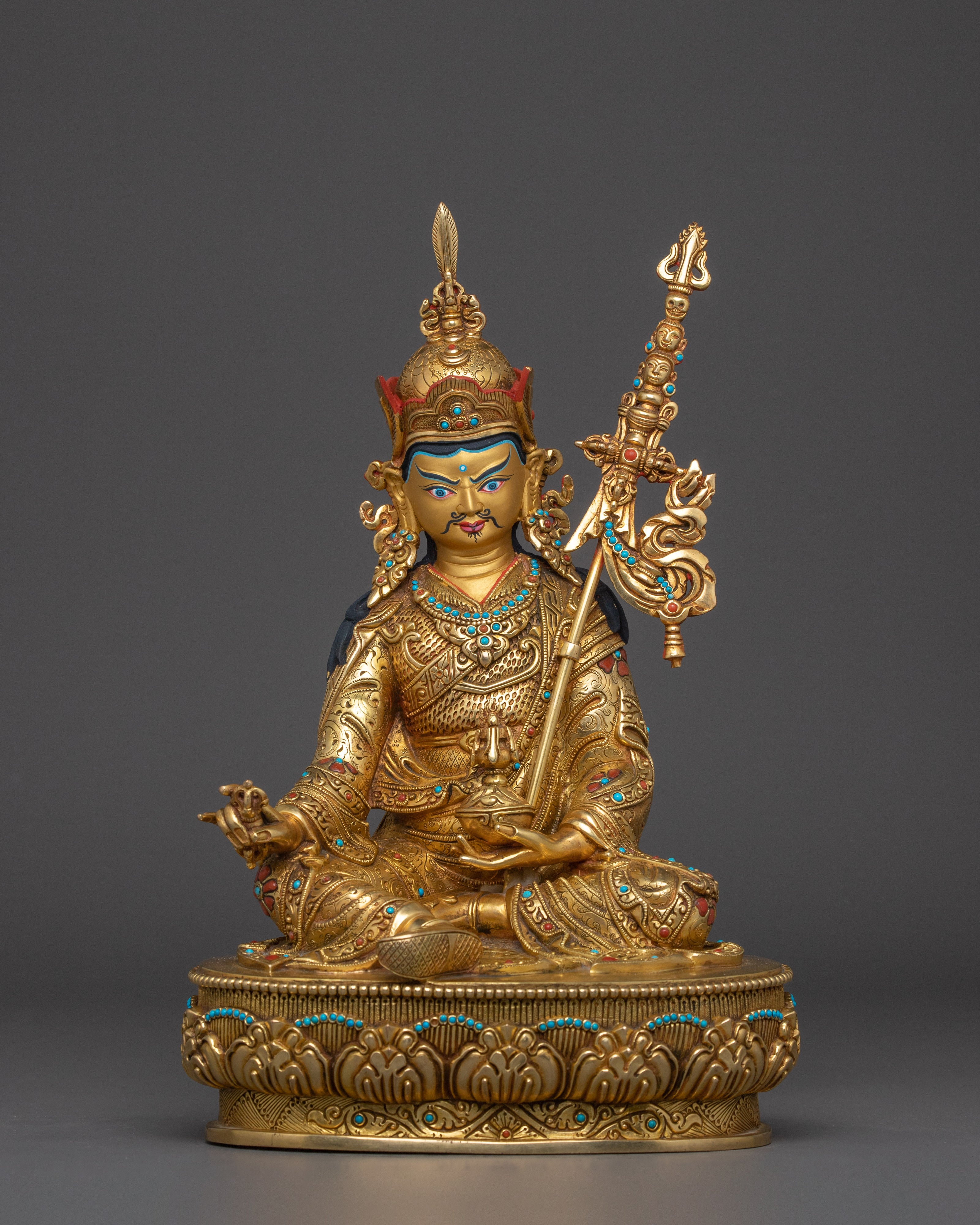 24k-gold-gilded-sculpture-of-guru-rinpoche