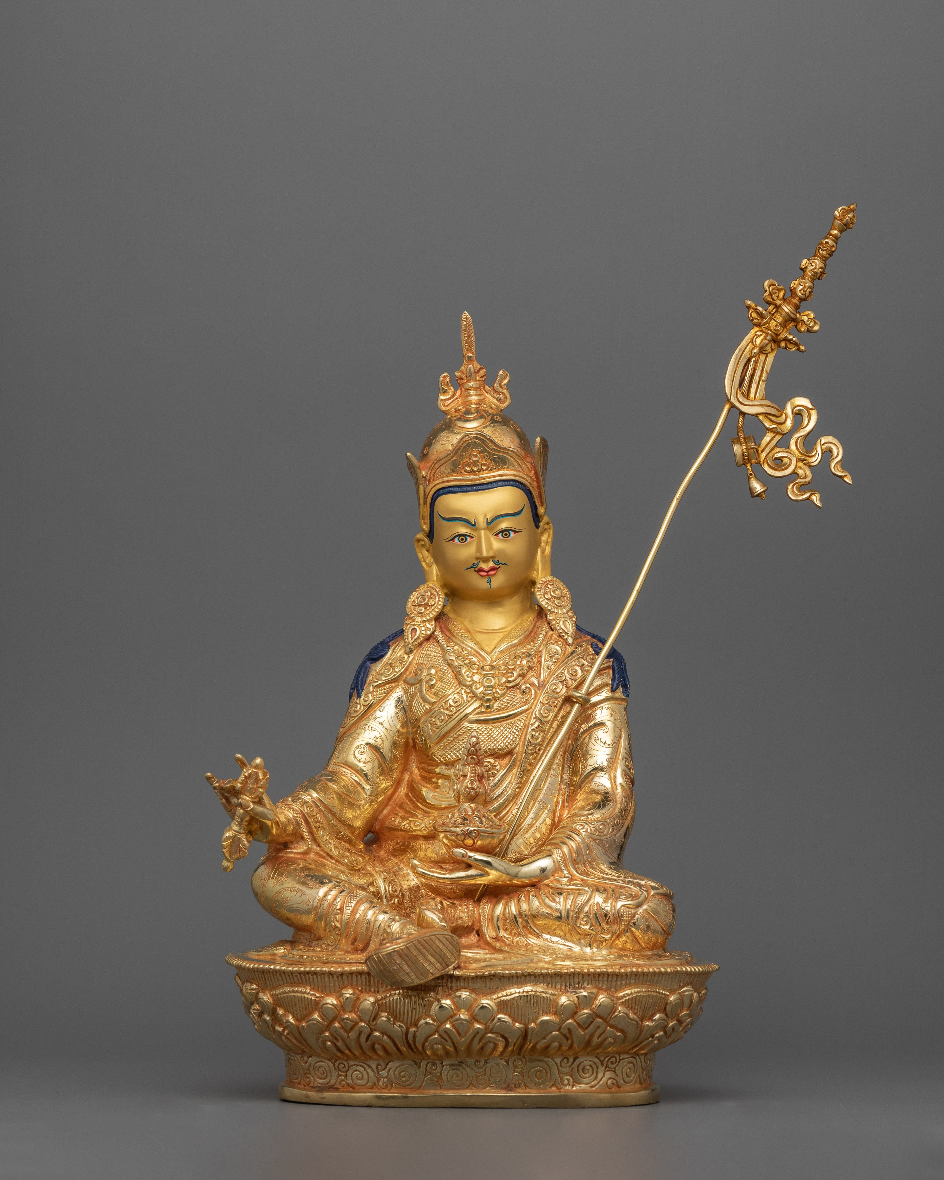 guru-padmasambhava-tantric-master-figurine