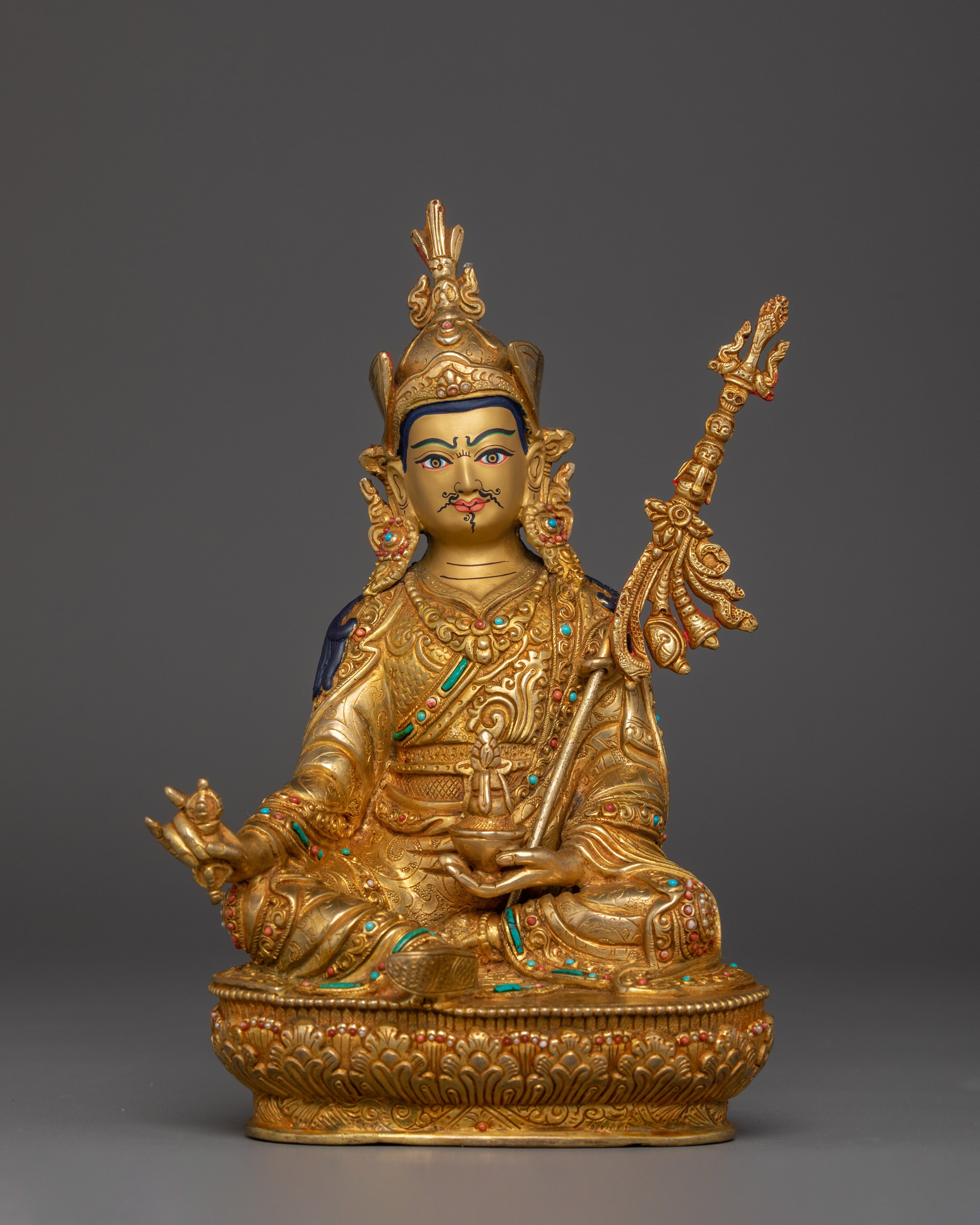 padmasambhava-lotus-born-statue