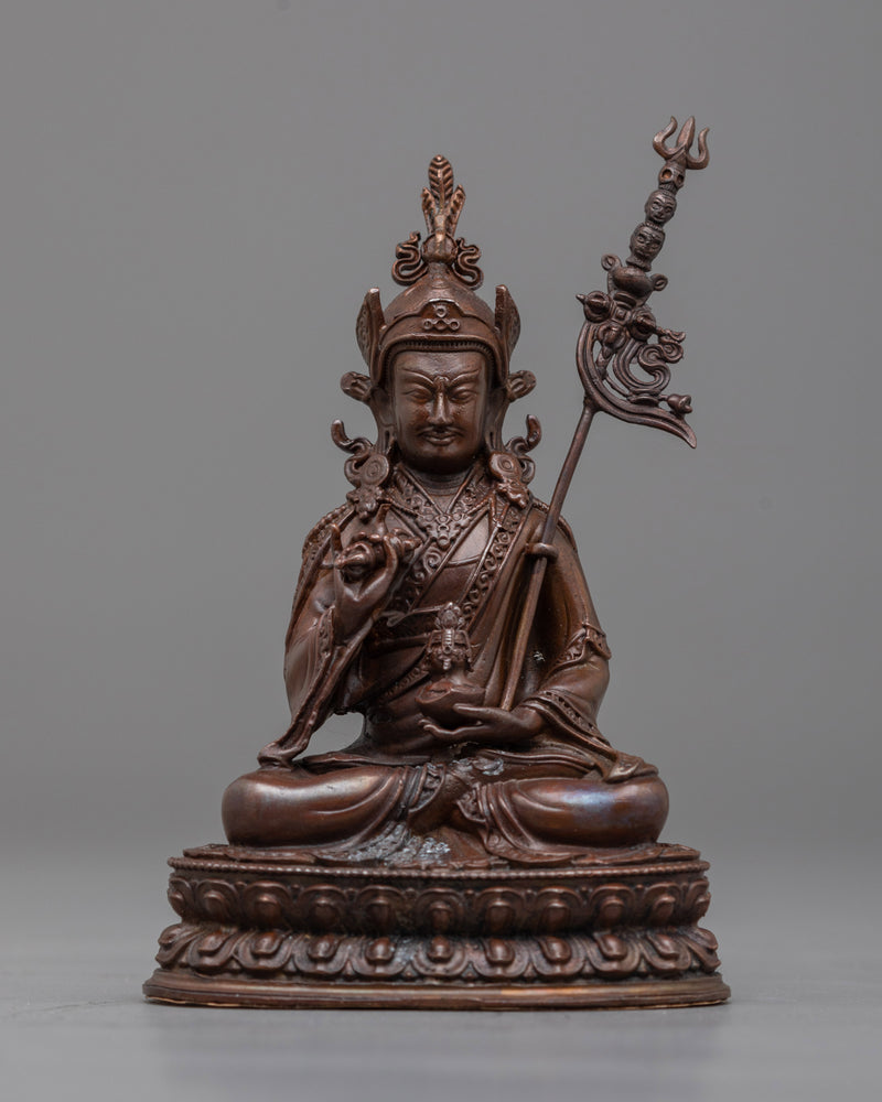 guru-rinpoche-miniature-figure