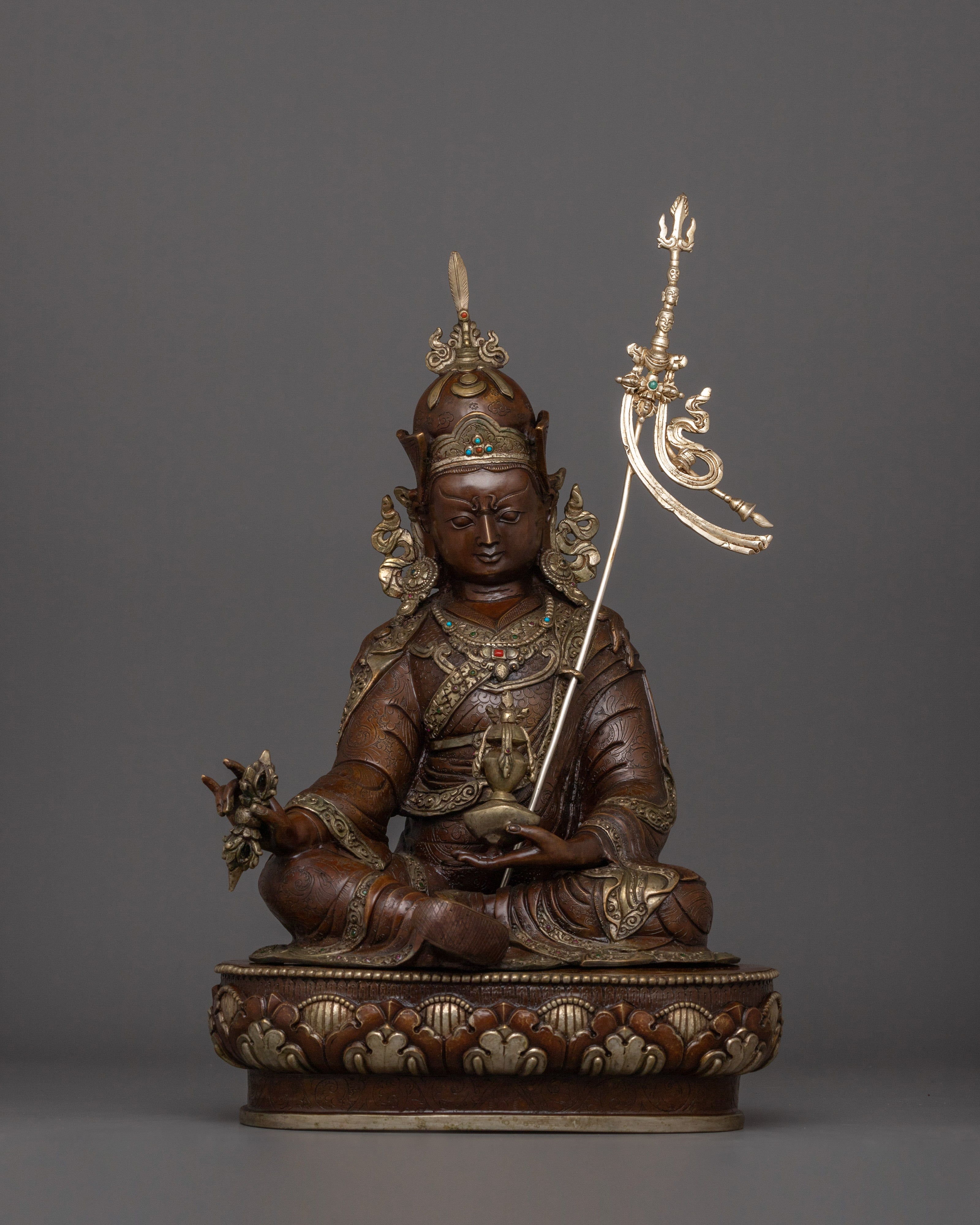 traditional-artwork-of-guru-rinpoche