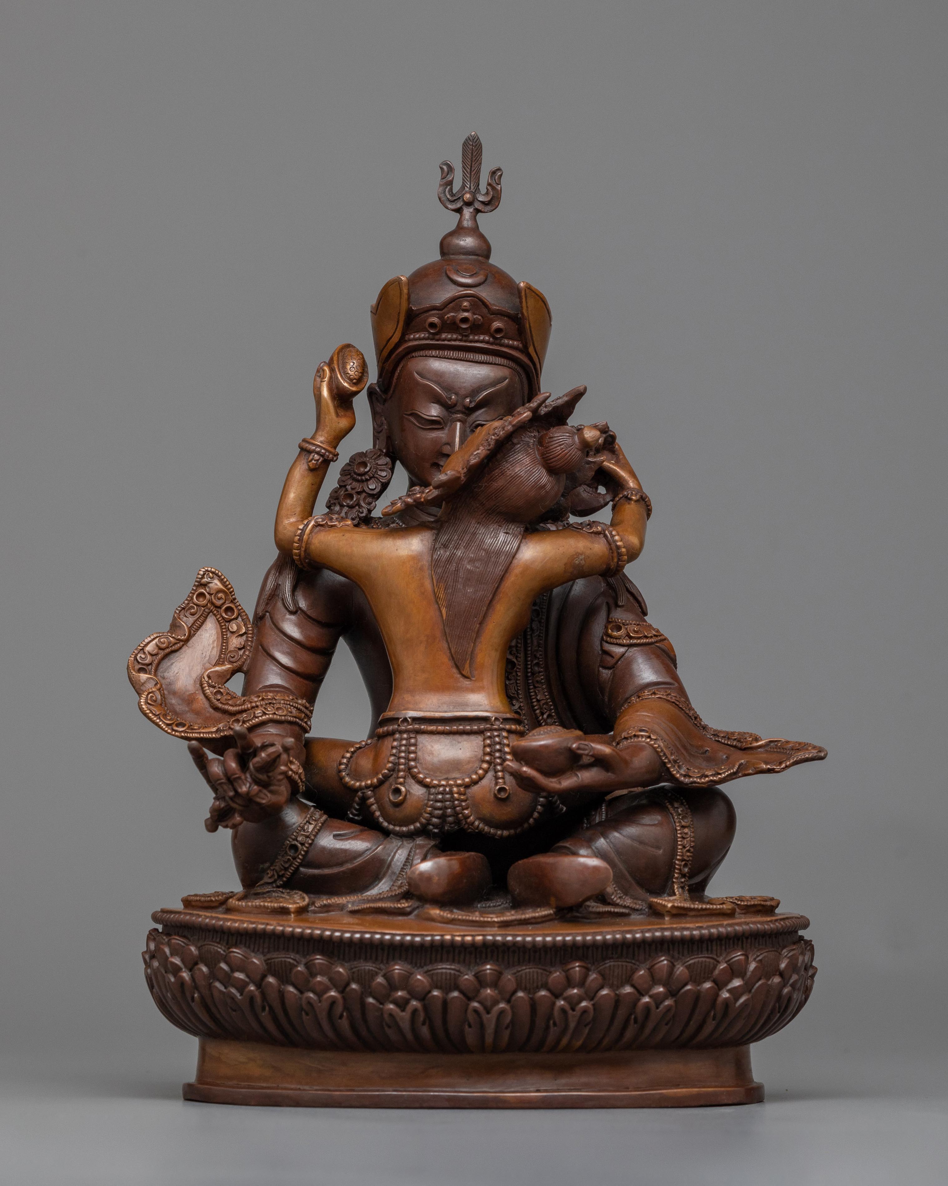 guru rinpoche with consort sculpture