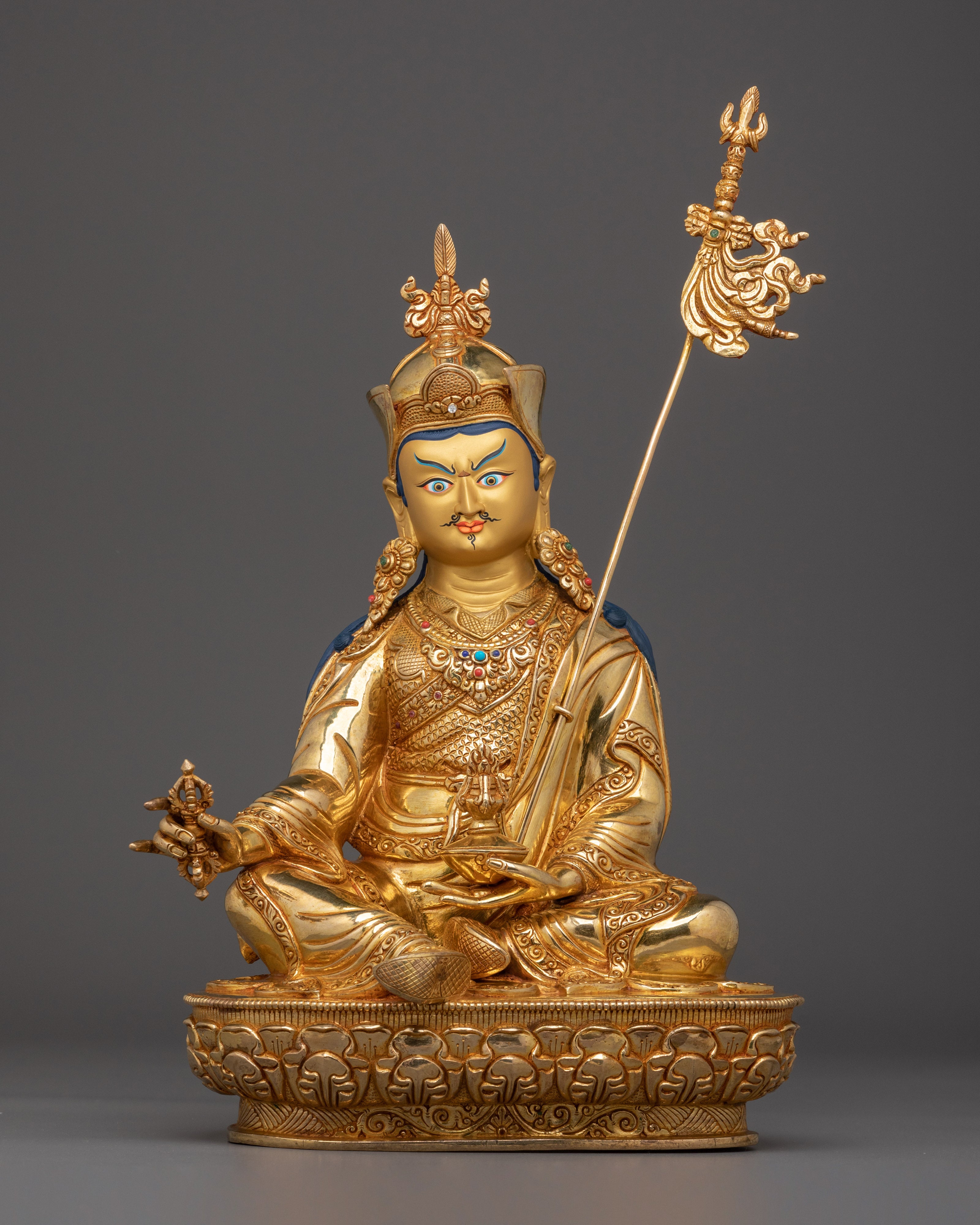 Vajrayana Buddhism Guru Rinpoche Statue