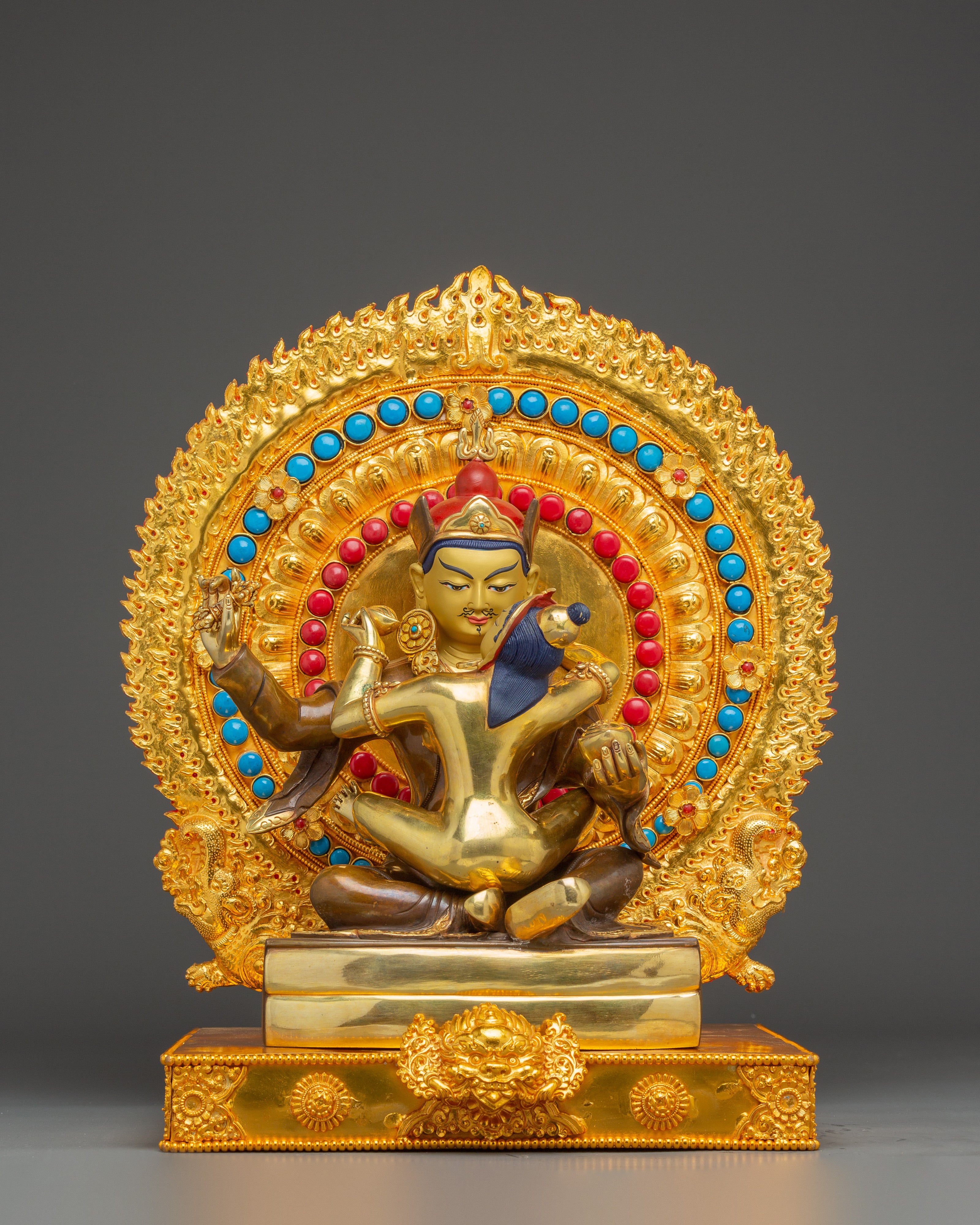 Guru with Consort Statue and Throne