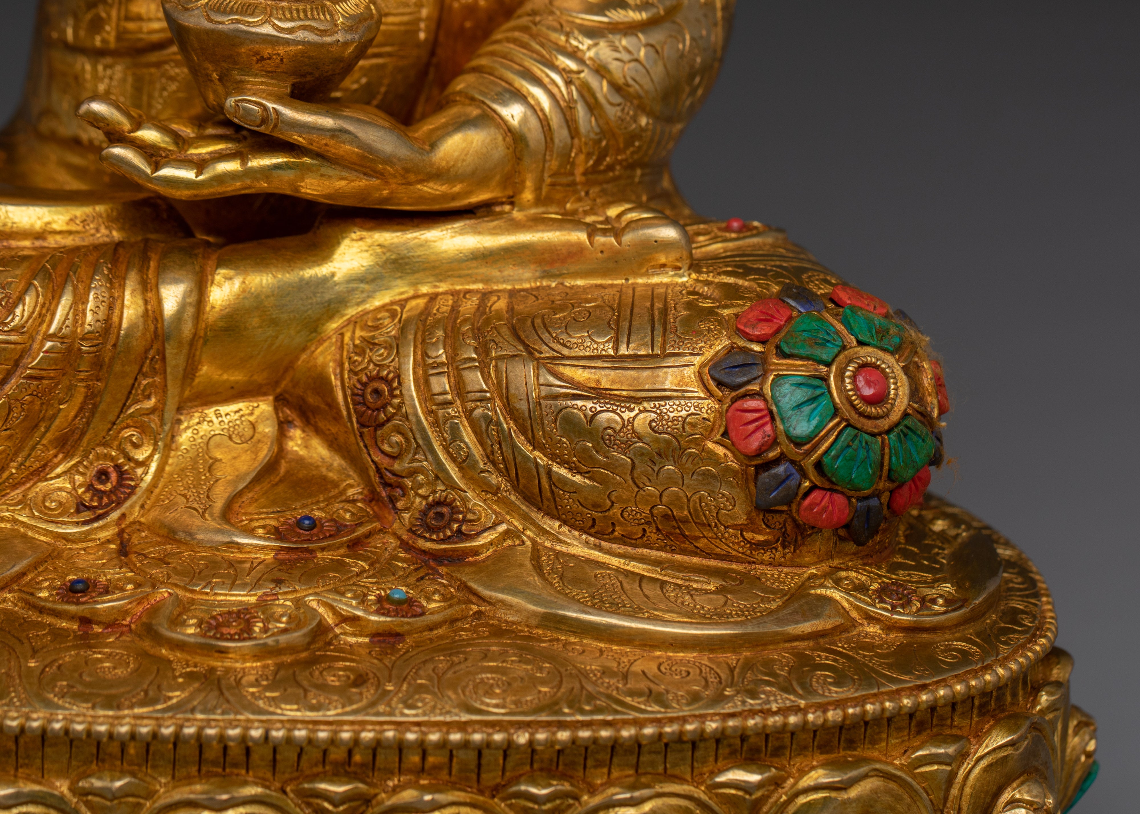 Shakyamuni Buddha Sacred Figure | Gautama Buddha - Founder of Buddhism