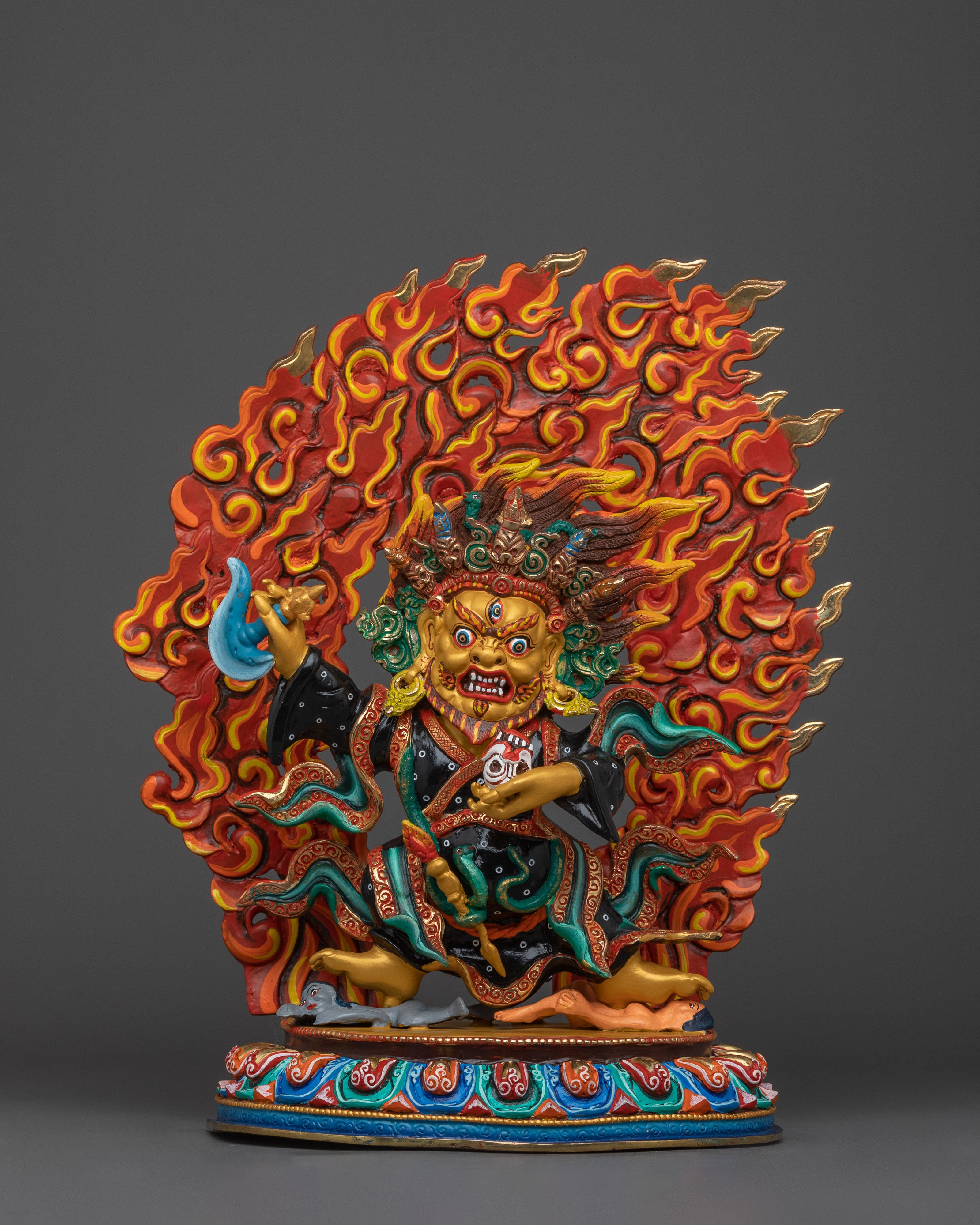 statue-of-mahakala-bernagchen