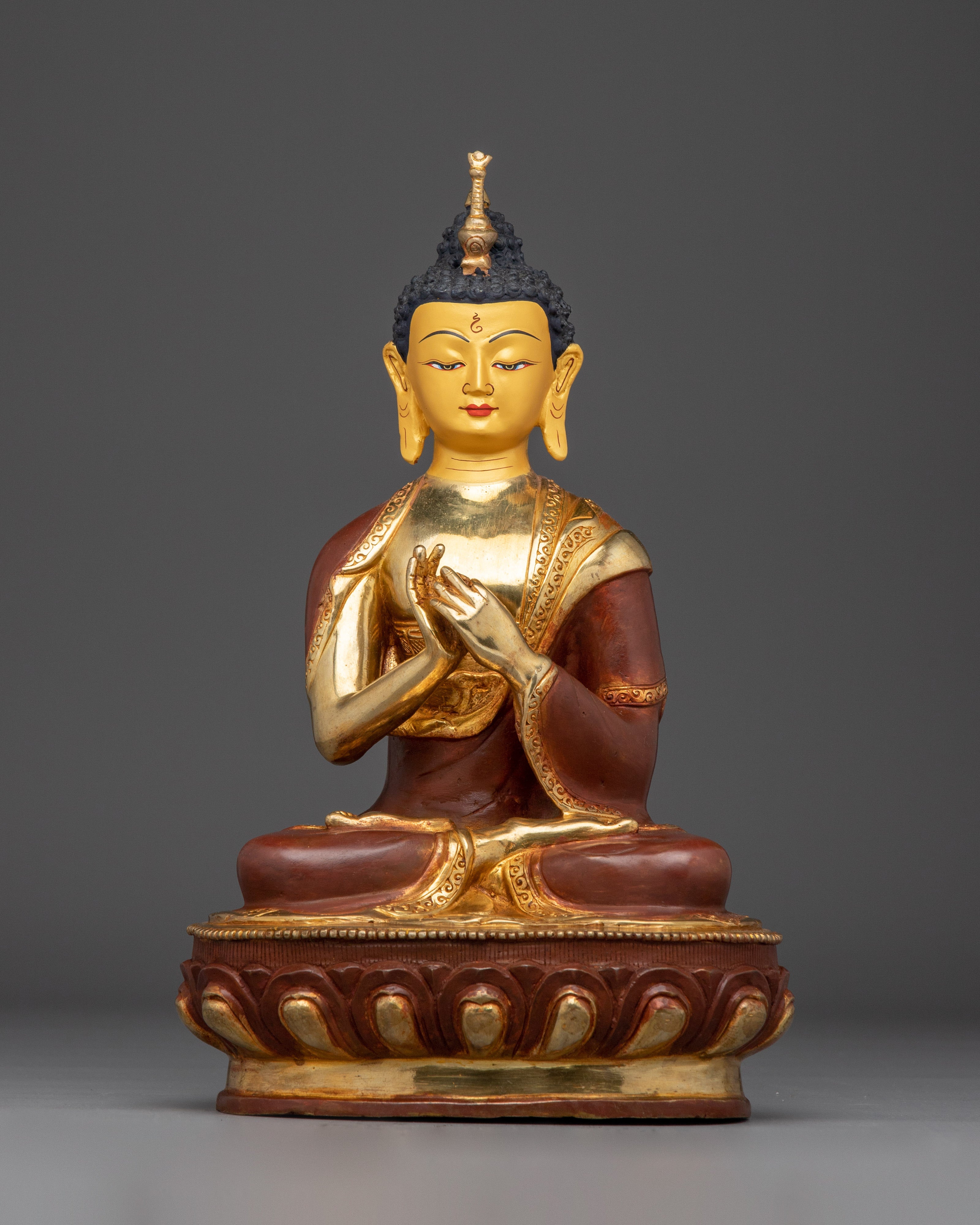 enlightenment-symbol-statue-of-maitreya-buddha